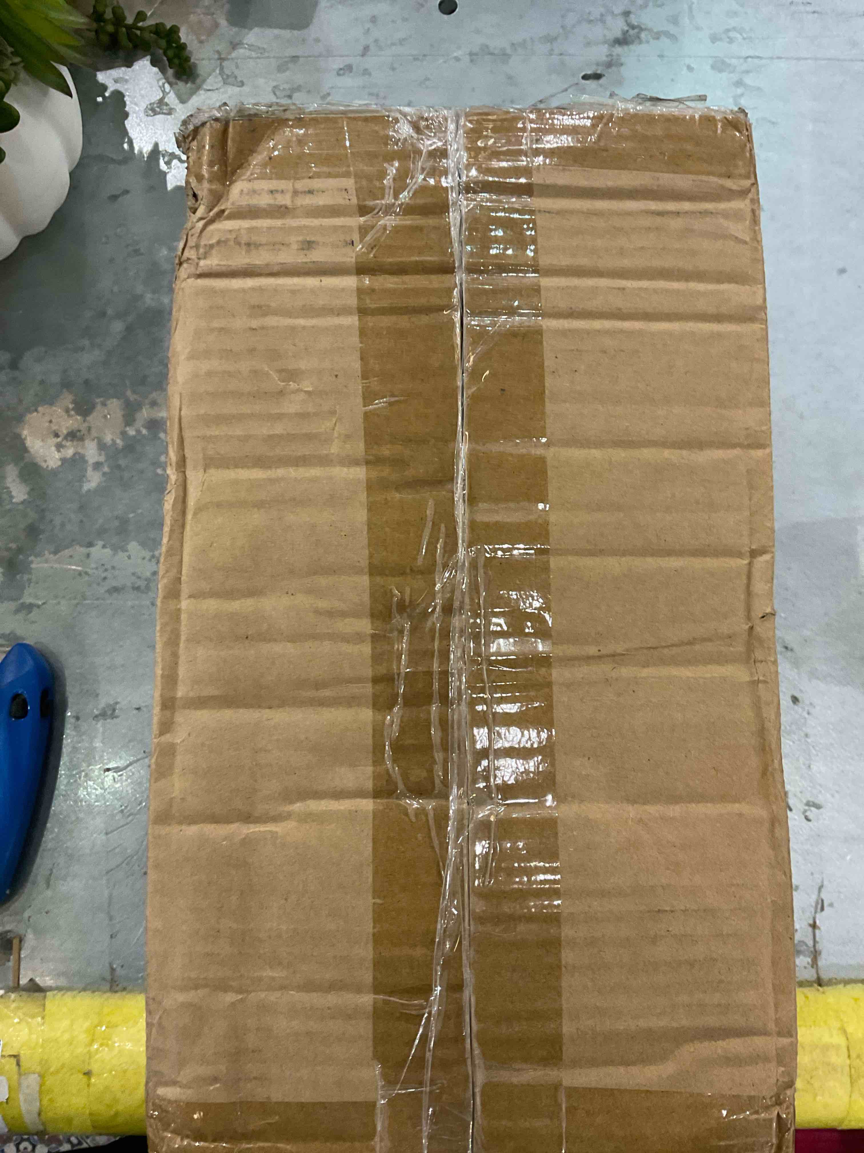 https://s3.amazonaws.com/lotting-images-prod/bidfta/EXS00806178_1699292527276.jpeg