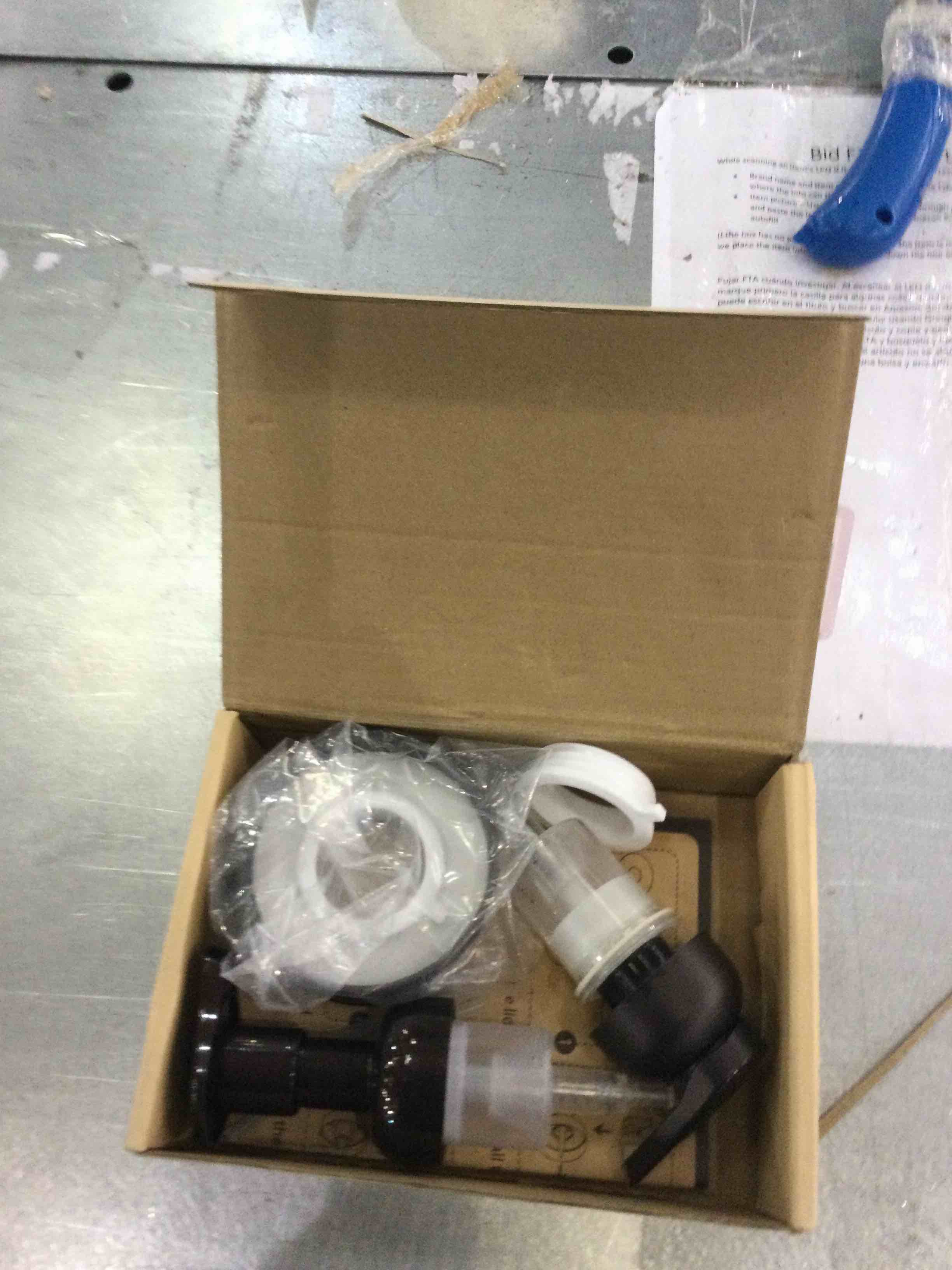 https://s3.amazonaws.com/lotting-images-prod/bidfta/EXS00806983_1699020535995.jpeg