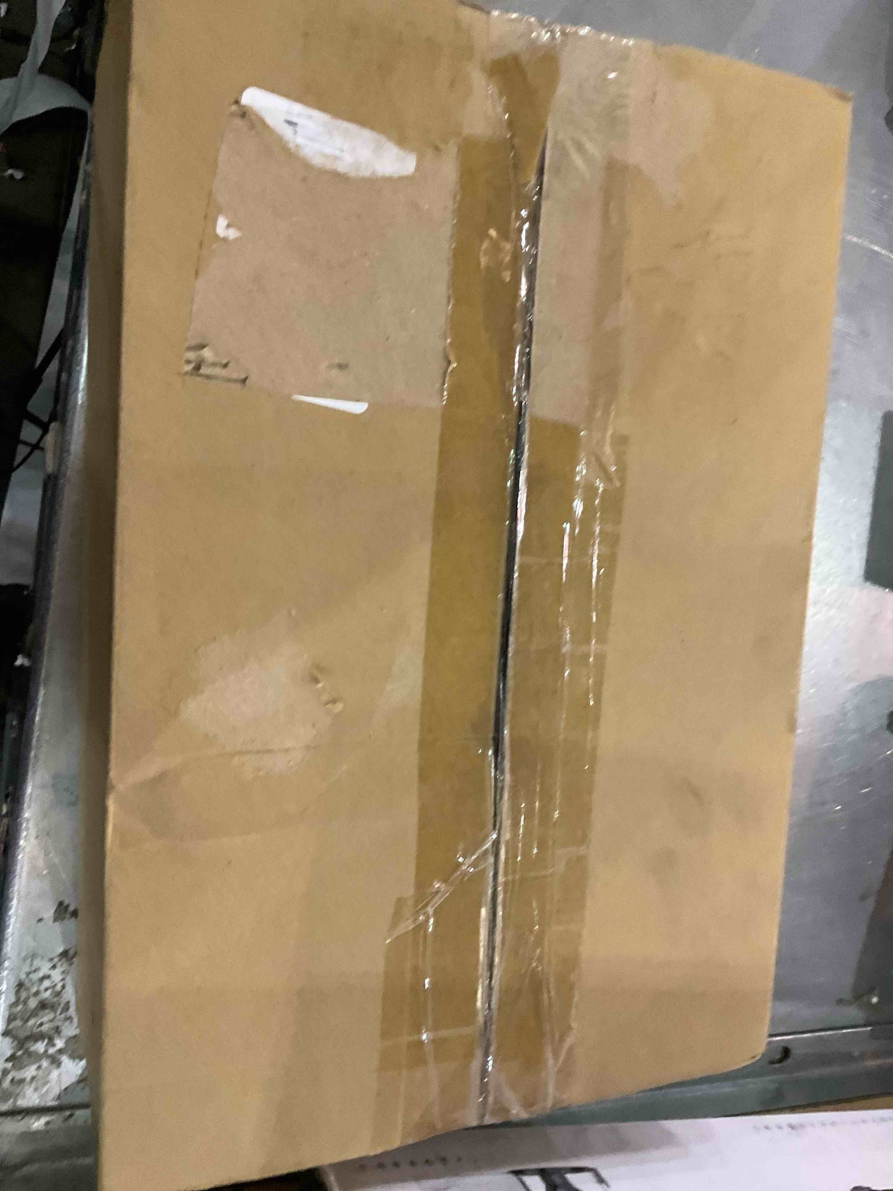 https://s3.amazonaws.com/lotting-images-prod/bidfta/EXS00807040_1700492586757.jpeg