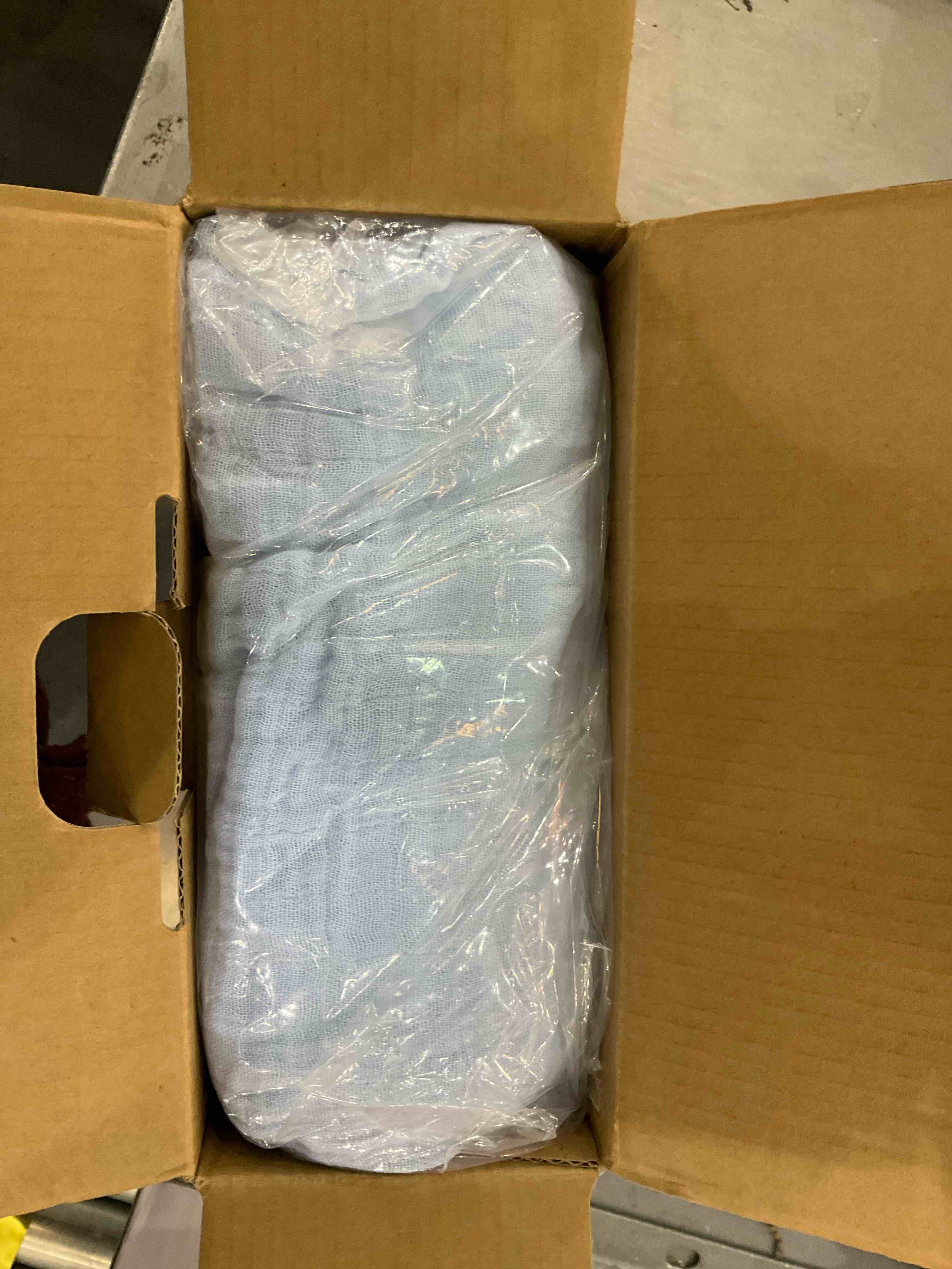 https://s3.amazonaws.com/lotting-images-prod/bidfta/EXS00807076_1700497986837.jpeg