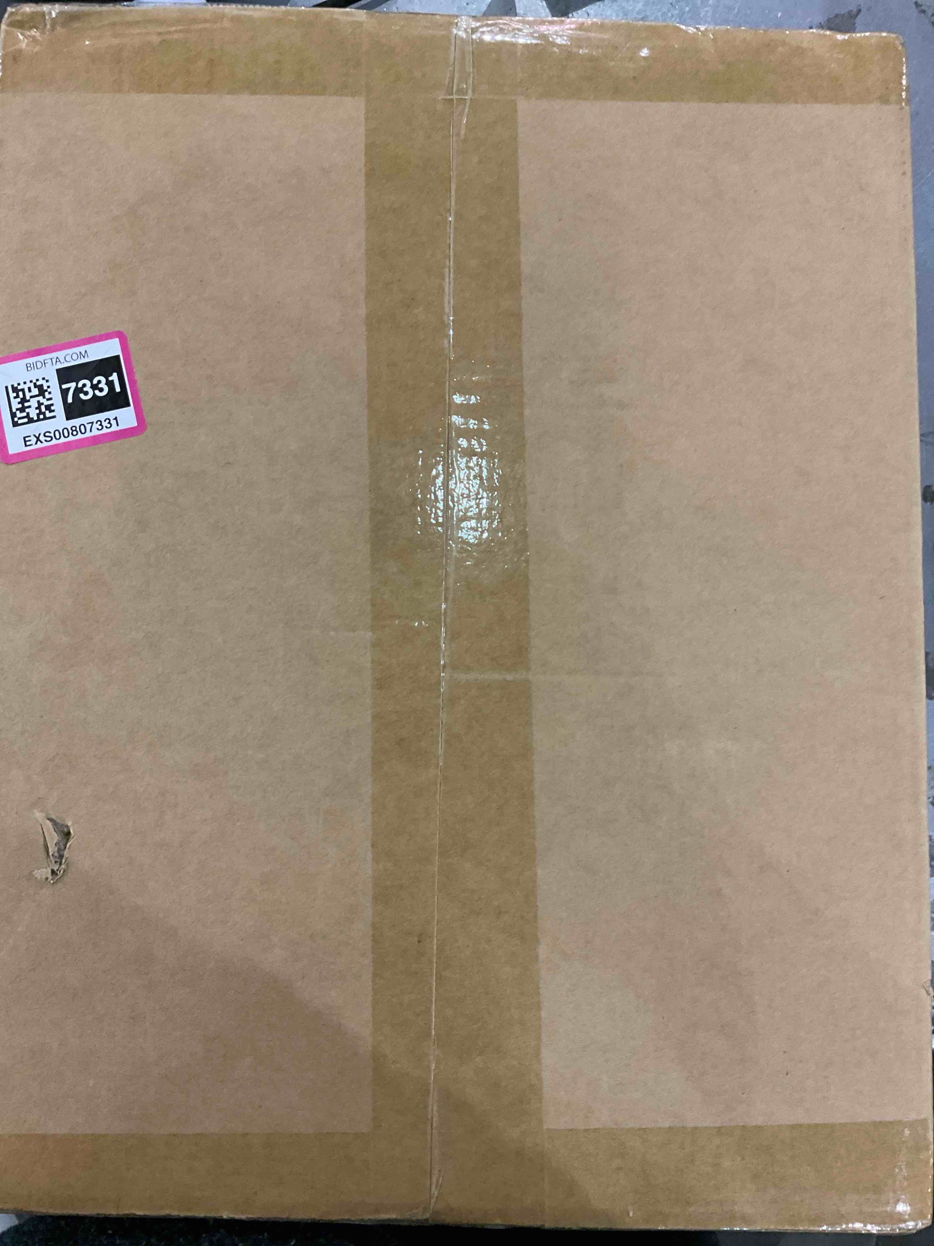 https://s3.amazonaws.com/lotting-images-prod/bidfta/EXS00807331_1700675761626.jpeg
