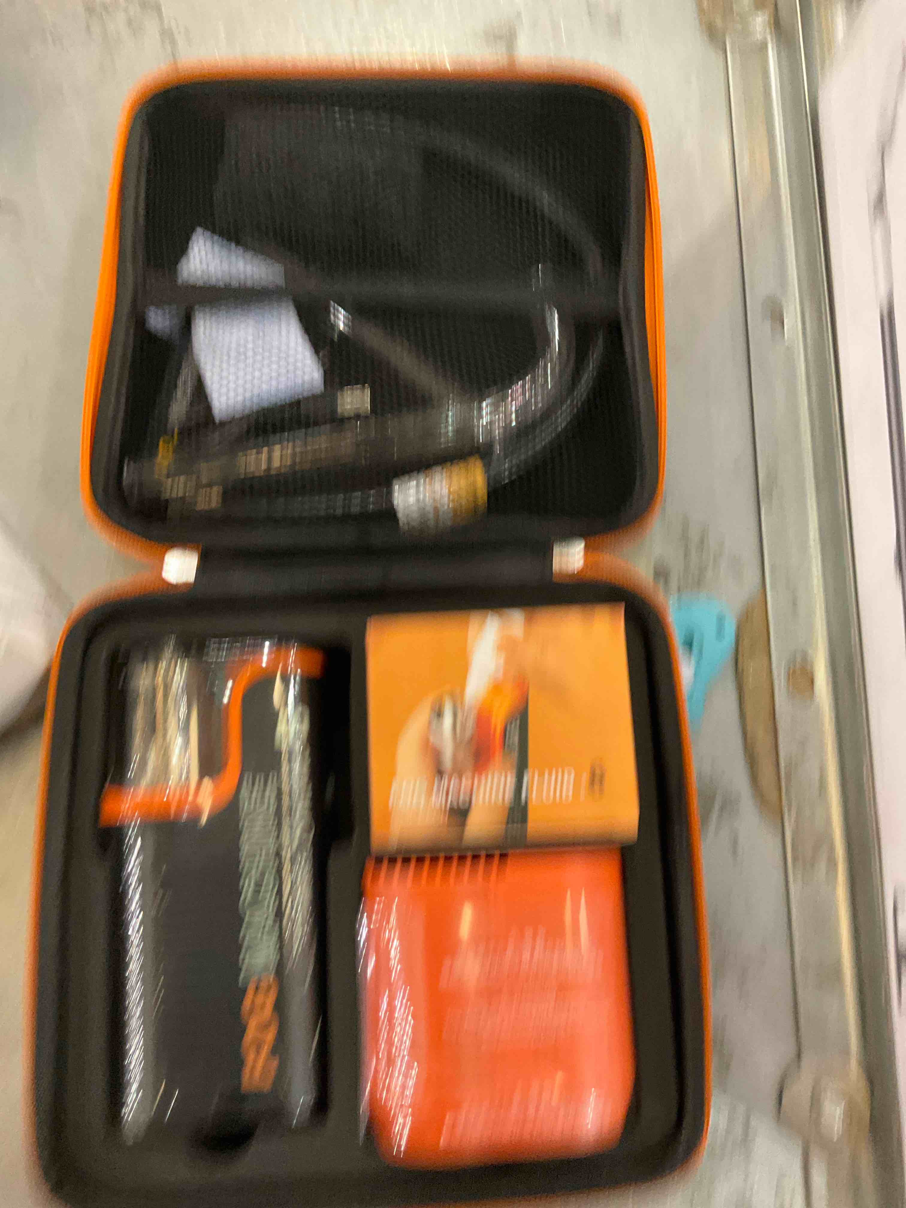 https://s3.amazonaws.com/lotting-images-prod/bidfta/EXS00807809_1700158370364.jpeg