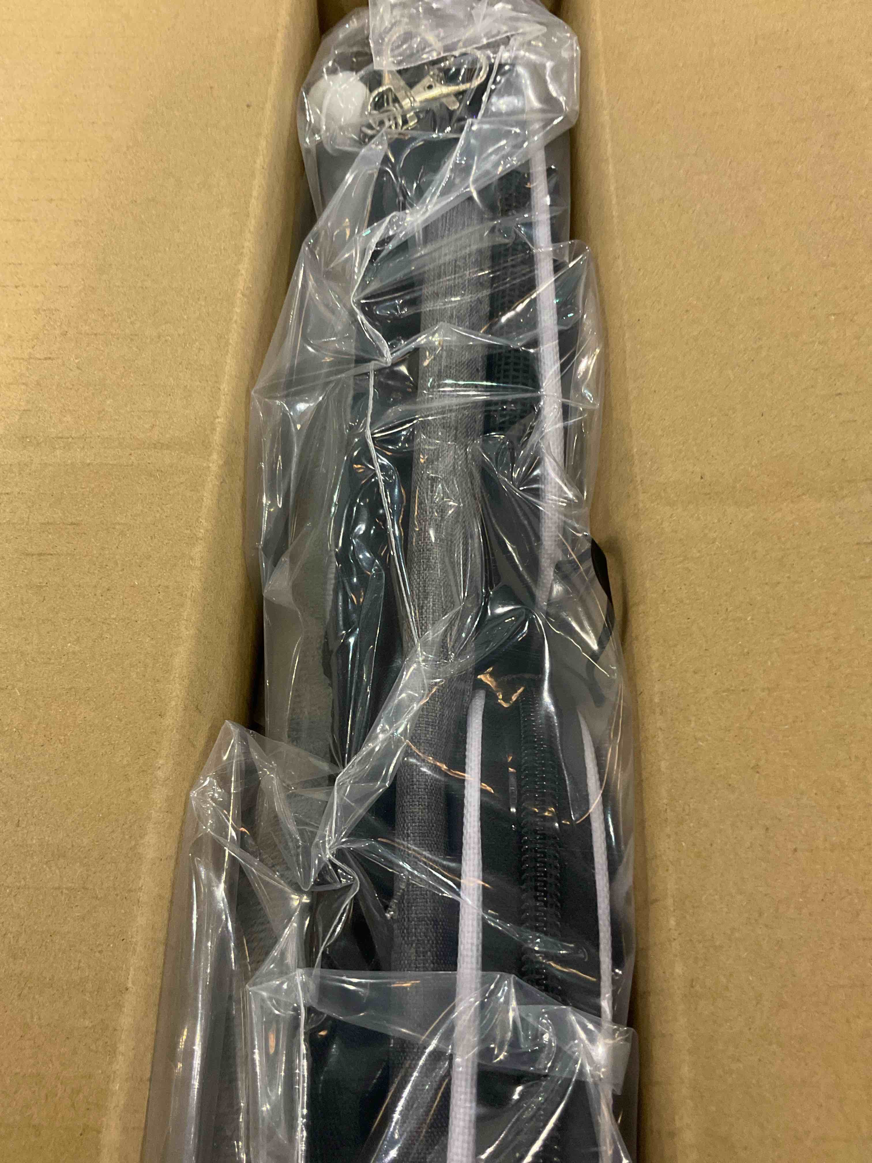 https://s3.amazonaws.com/lotting-images-prod/bidfta/EXS00808739_1699022428962.jpeg