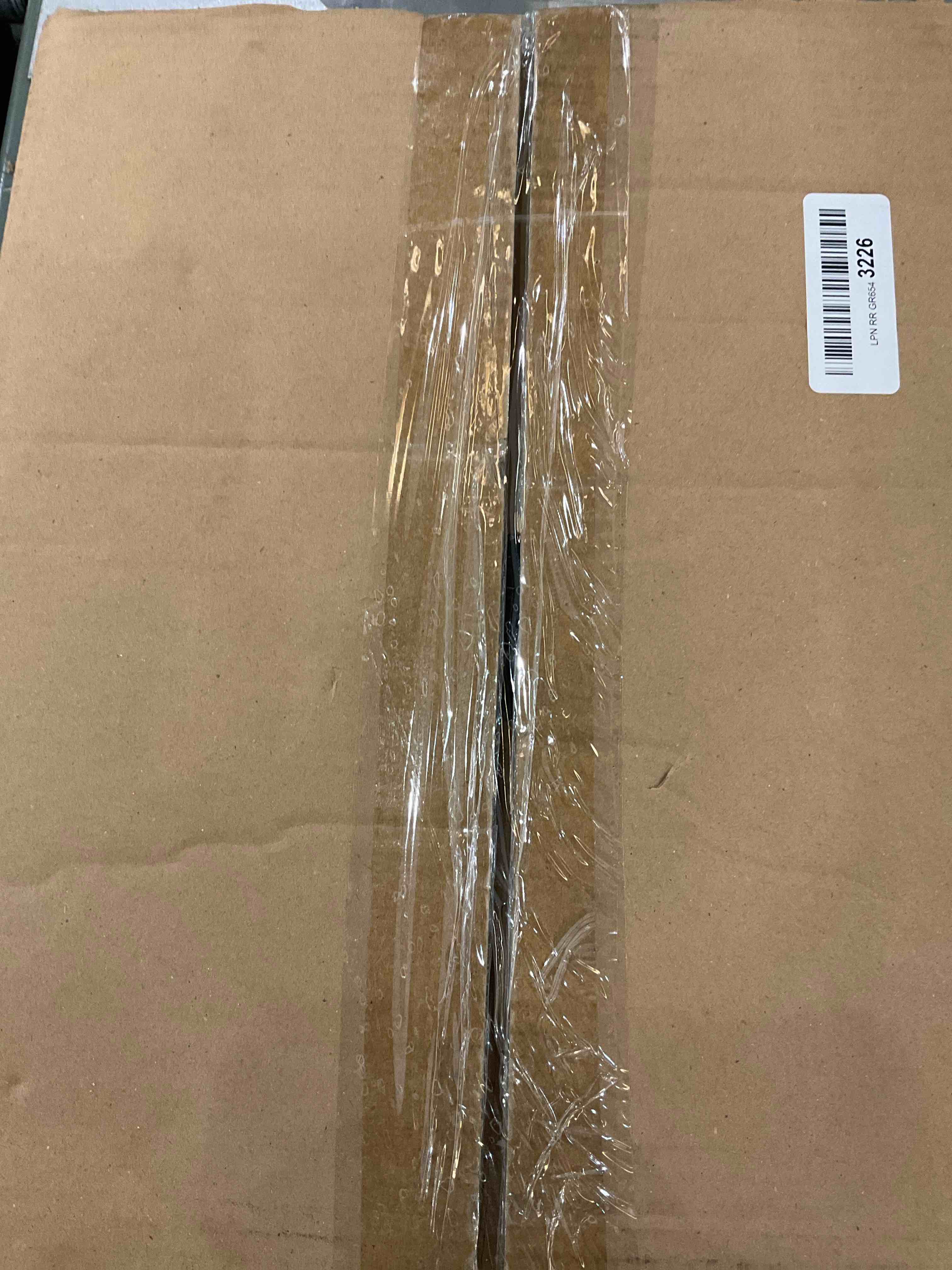 https://s3.amazonaws.com/lotting-images-prod/bidfta/EXS00808801_1699031959120.jpeg