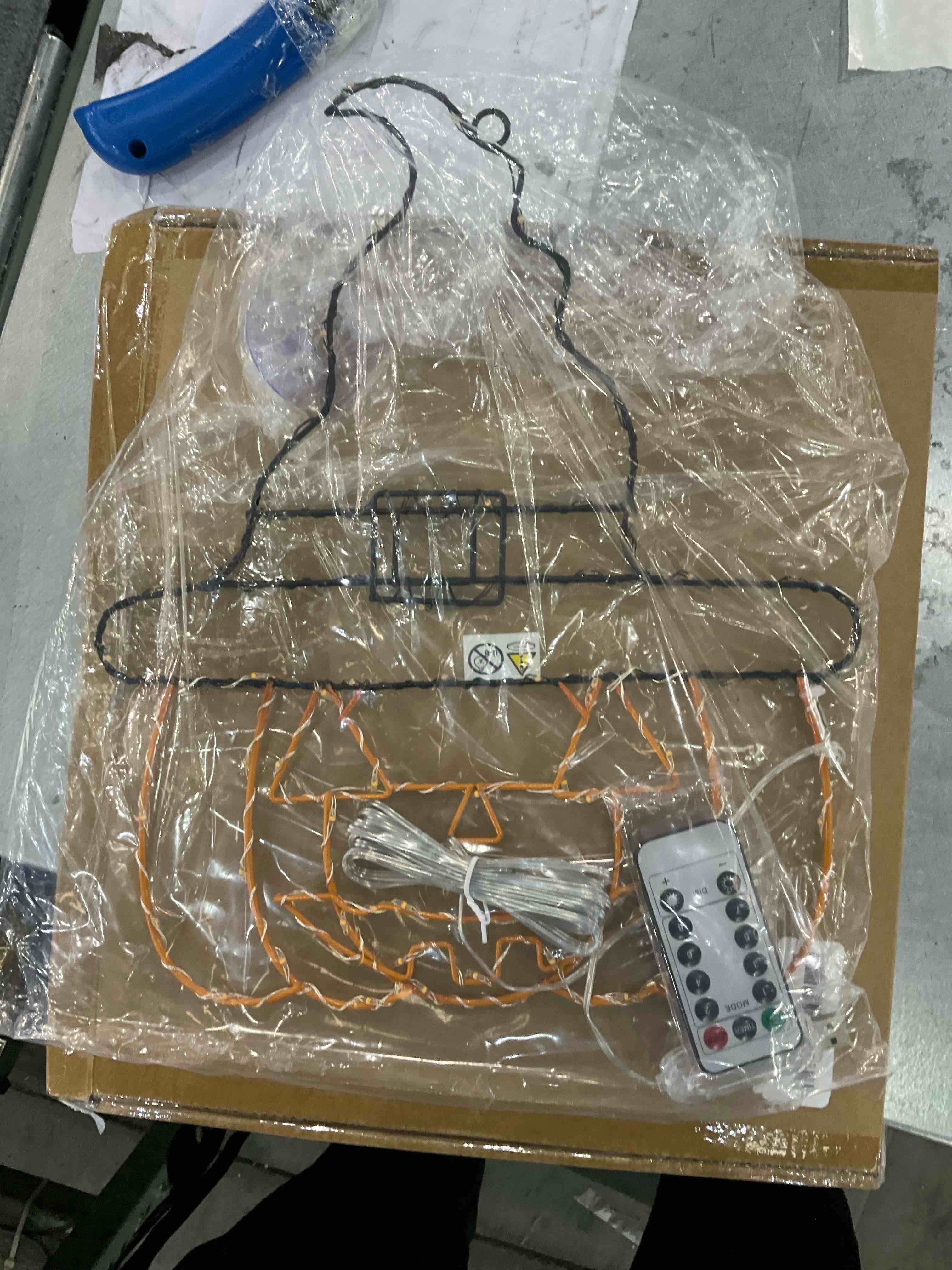 https://s3.amazonaws.com/lotting-images-prod/bidfta/EXS00809446_1699551742896.jpeg