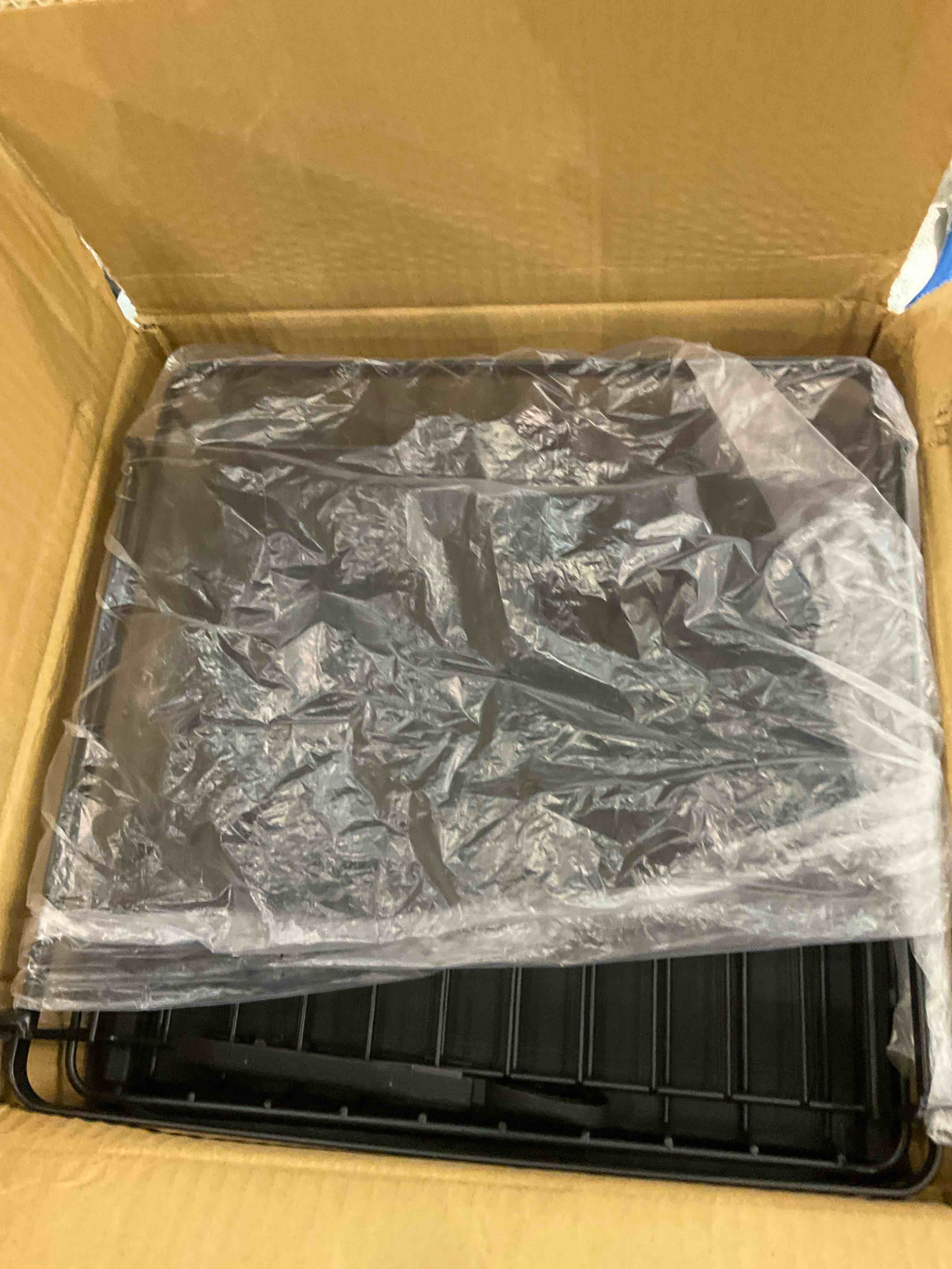 https://s3.amazonaws.com/lotting-images-prod/bidfta/EXS00809478_1699548587436.jpeg