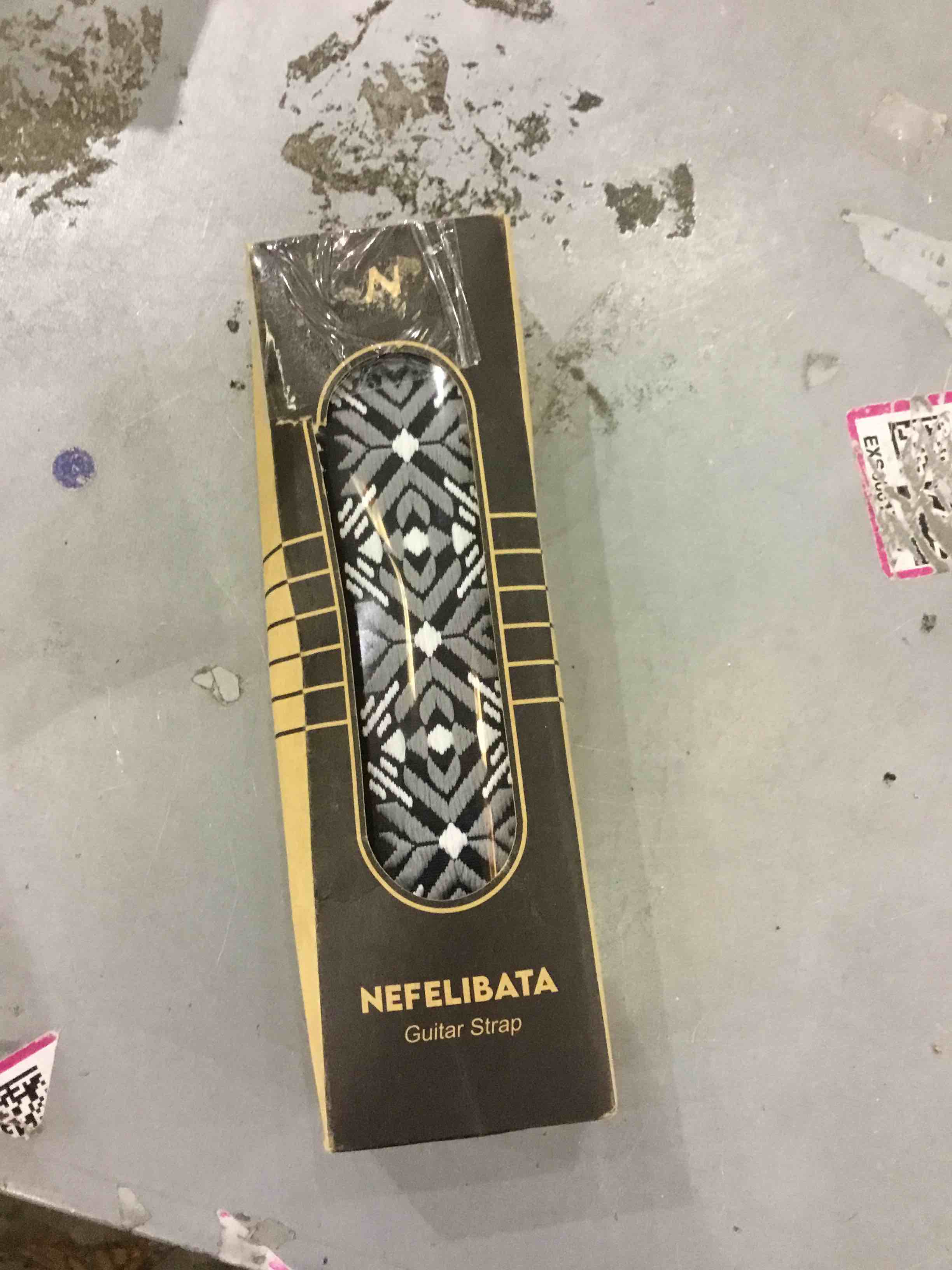 nefelibata guitar strap