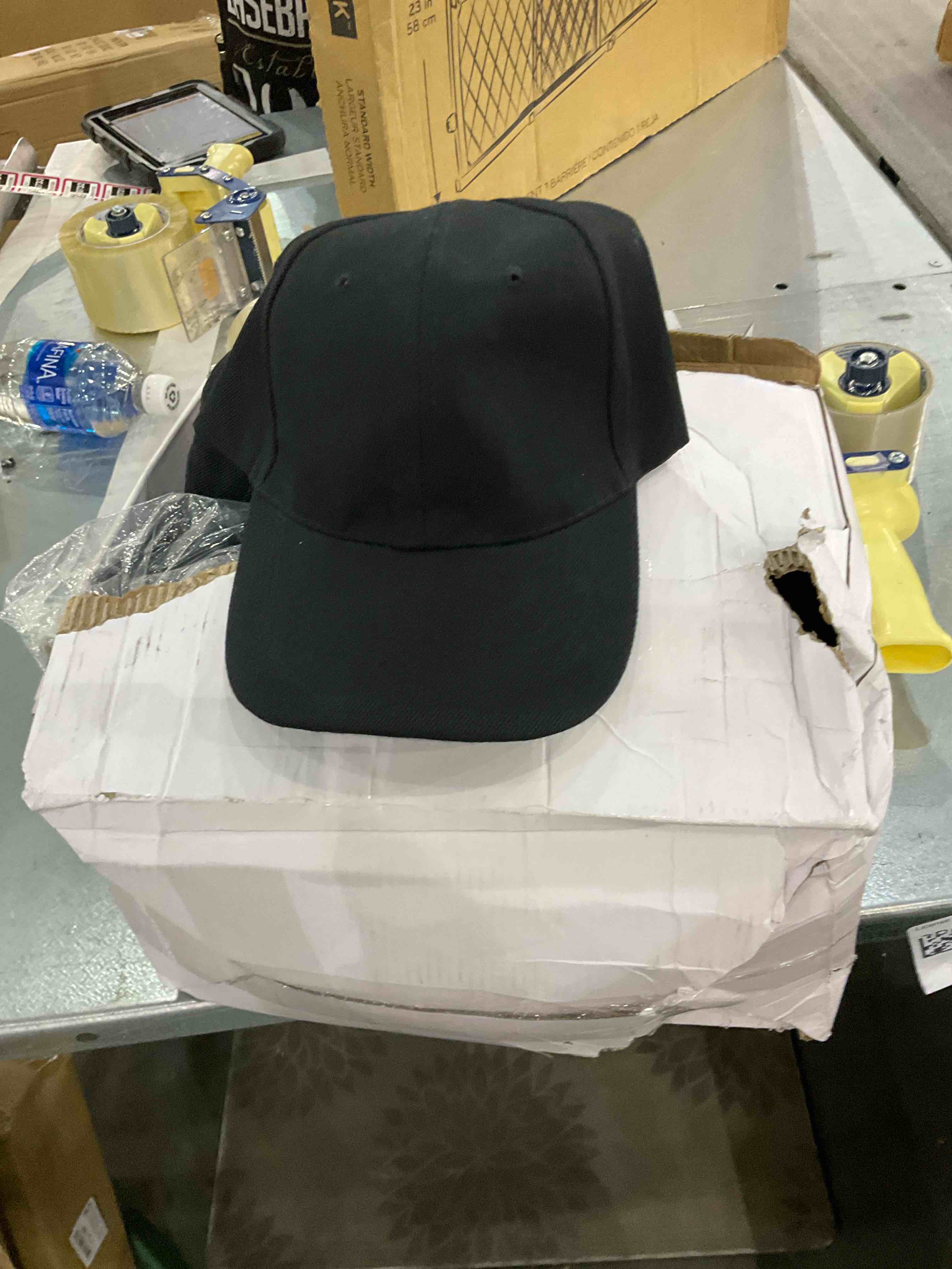 https://s3.amazonaws.com/lotting-images-prod/bidfta/EXS00810802_1698323909053.jpeg