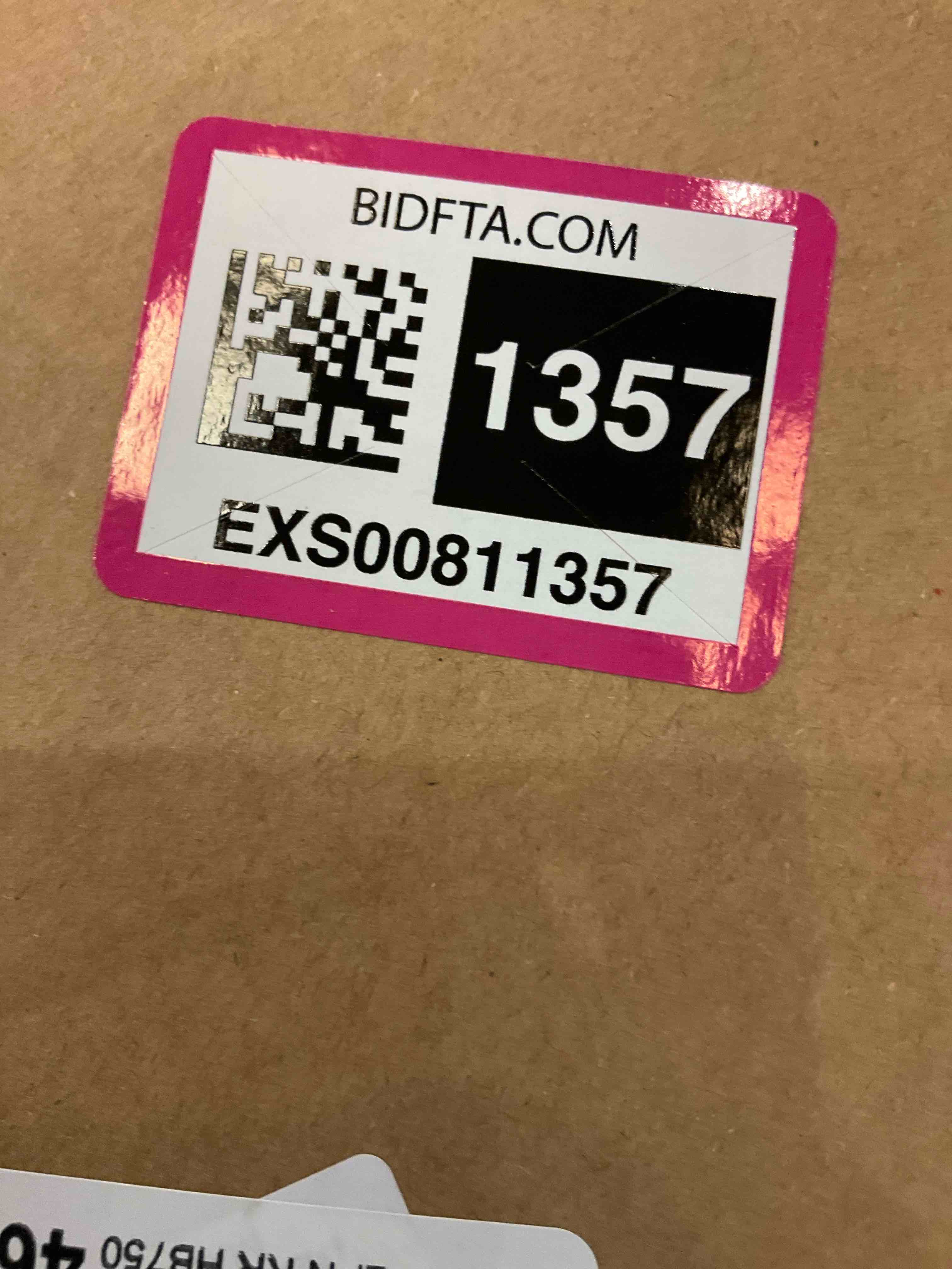 https://s3.amazonaws.com/lotting-images-prod/bidfta/EXS00811357_1699032243432.jpeg