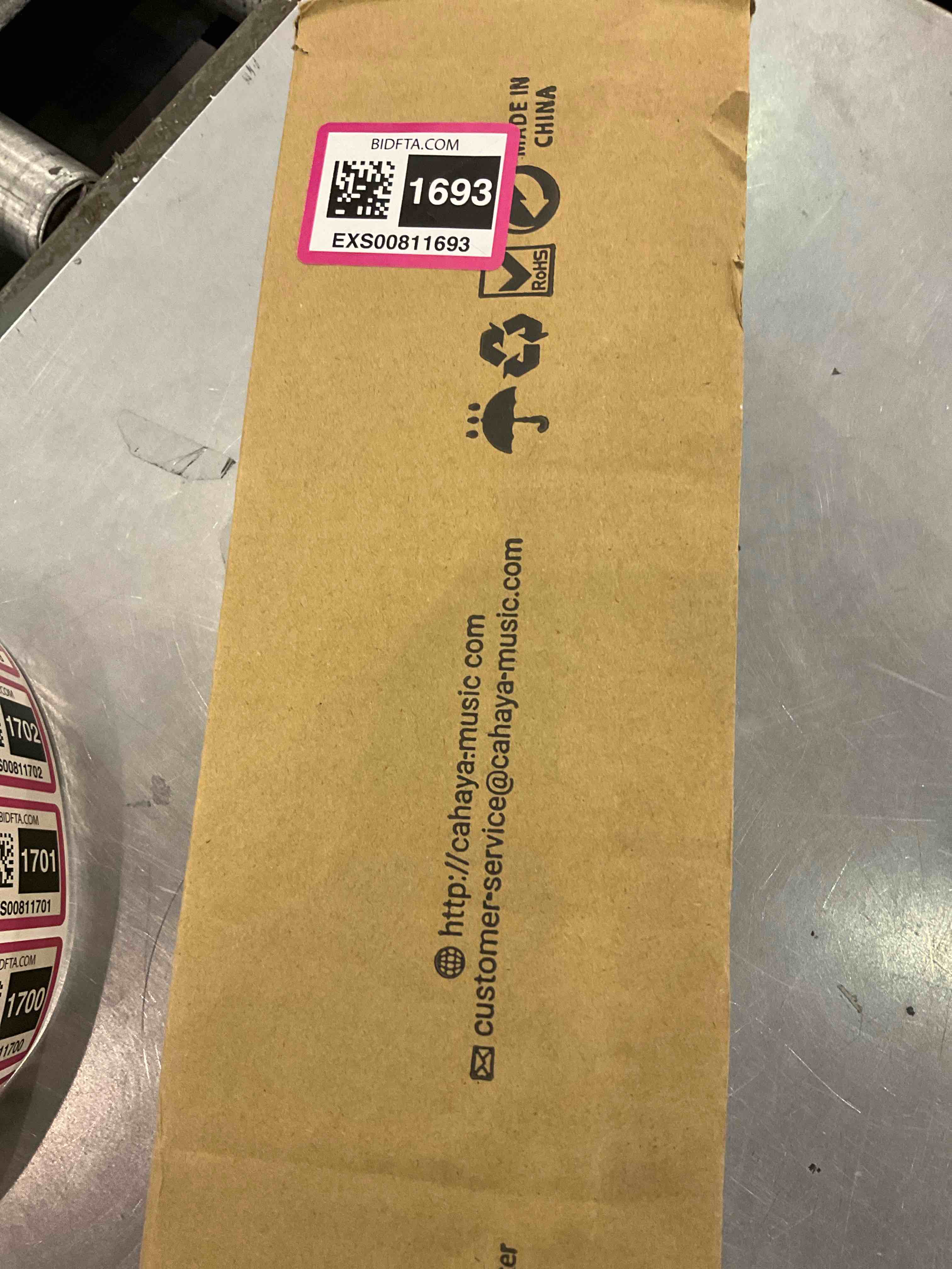 https://s3.amazonaws.com/lotting-images-prod/bidfta/EXS00811693_1698755279282.jpeg