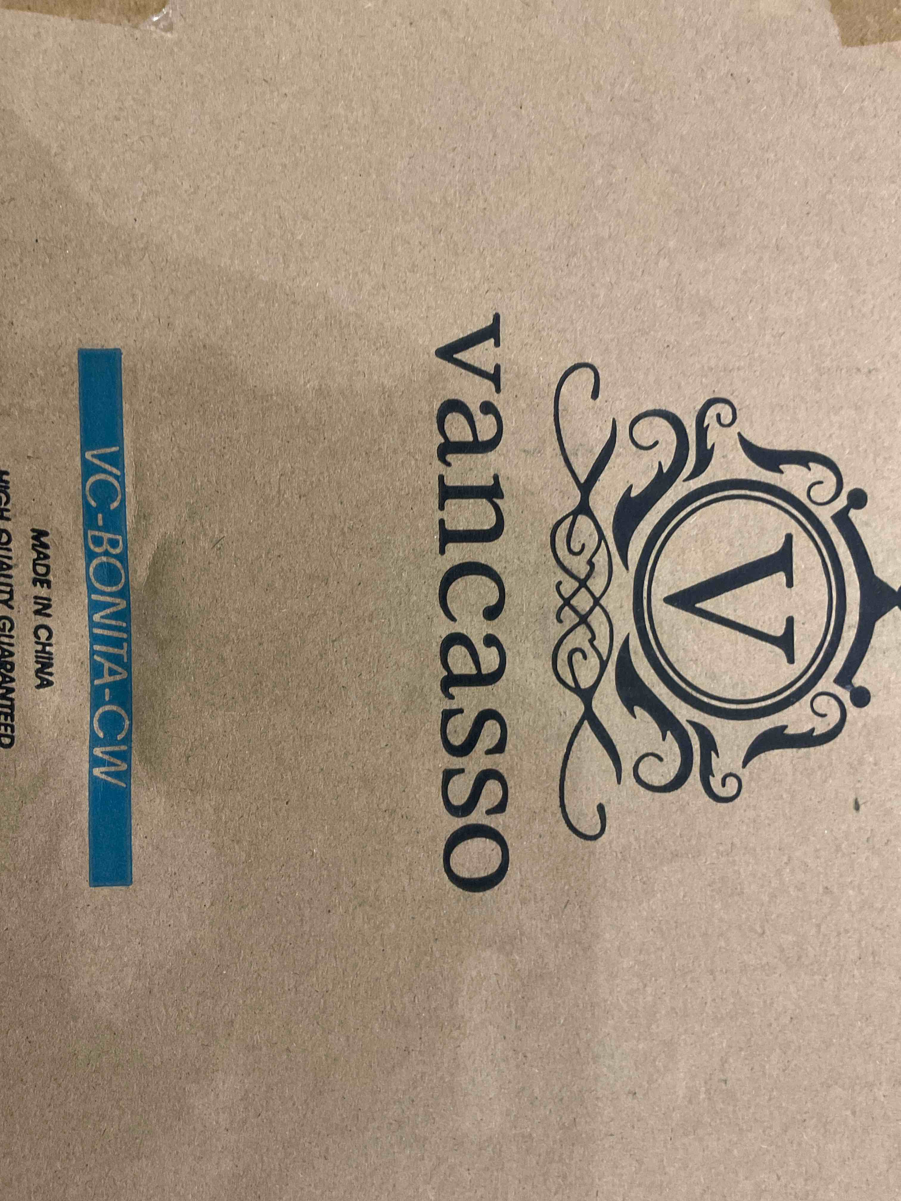 https://s3.amazonaws.com/lotting-images-prod/bidfta/EXS00812575_1698675883854.jpeg