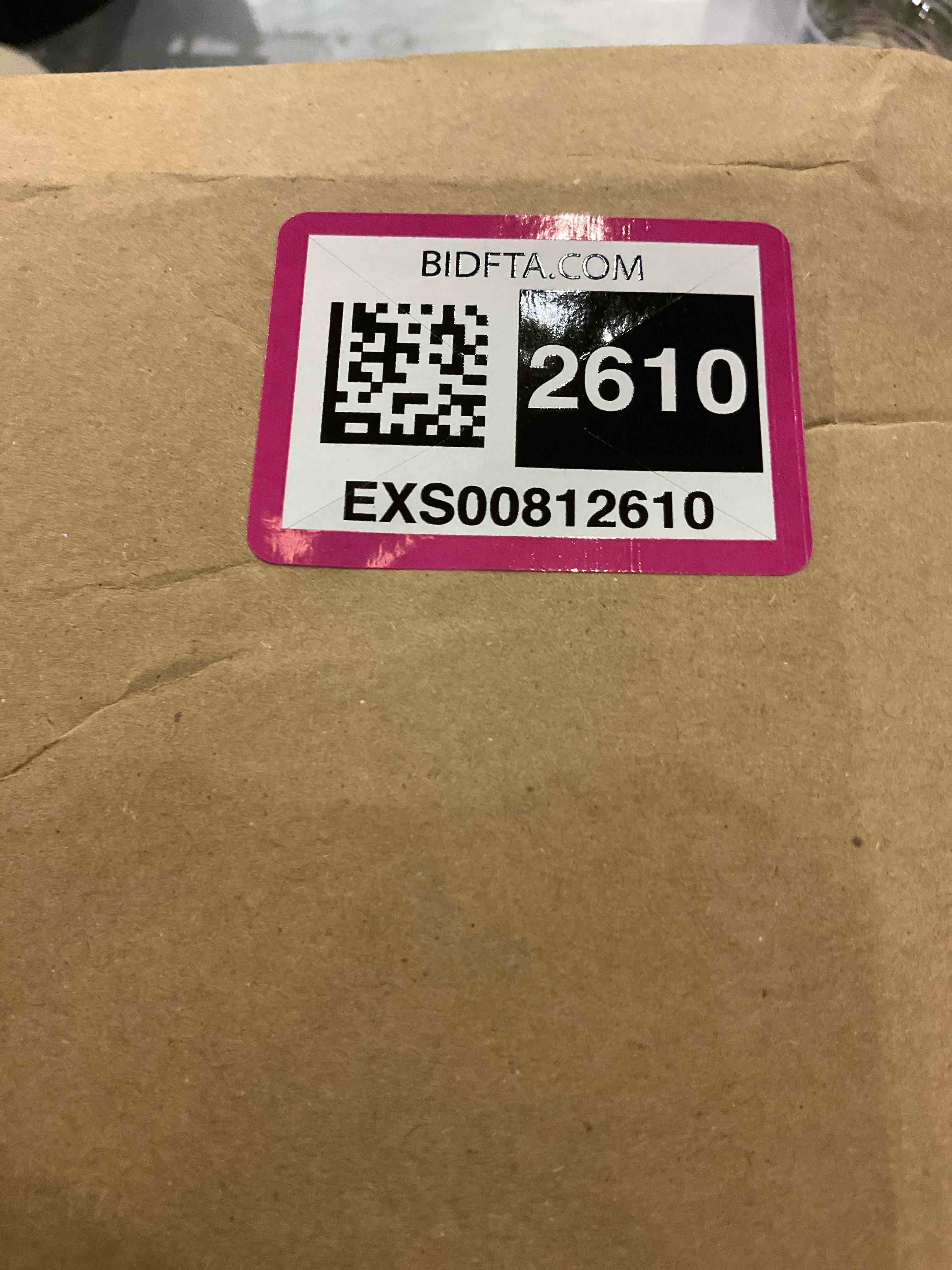 https://s3.amazonaws.com/lotting-images-prod/bidfta/EXS00812610_1698686930625.jpeg