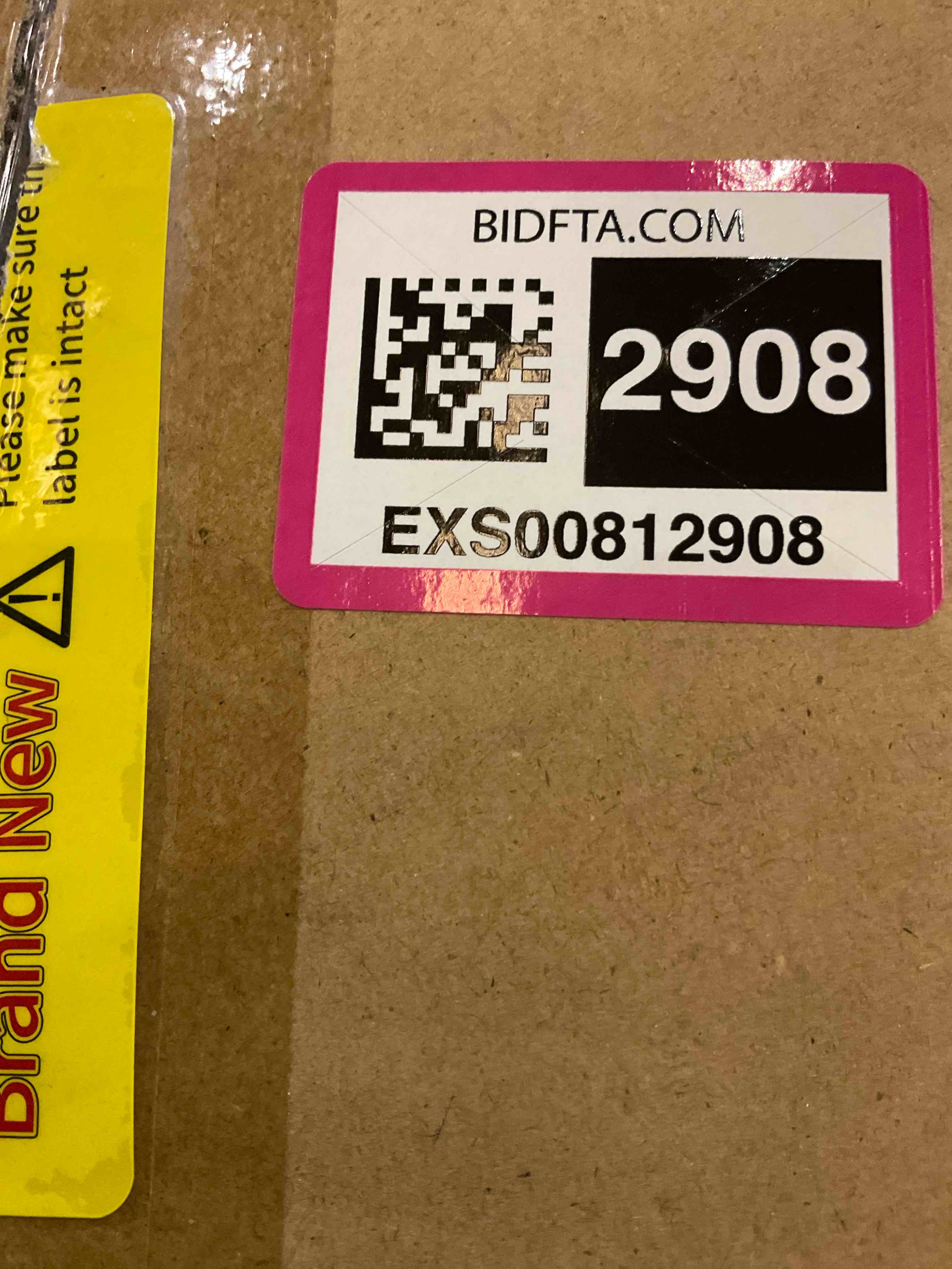 https://s3.amazonaws.com/lotting-images-prod/bidfta/EXS00812908_1698852732482.jpeg