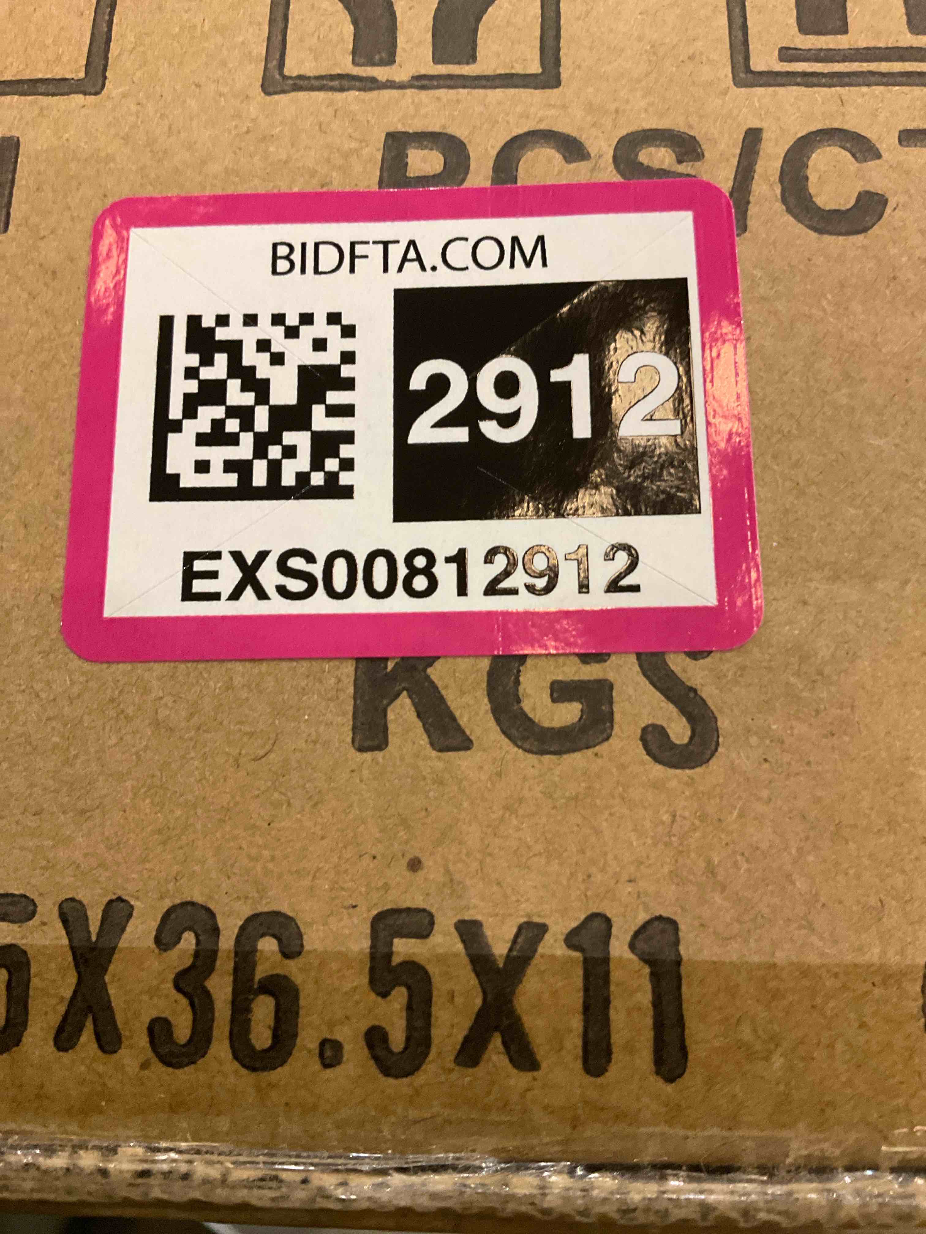 https://s3.amazonaws.com/lotting-images-prod/bidfta/EXS00812912_1698853015020.jpeg
