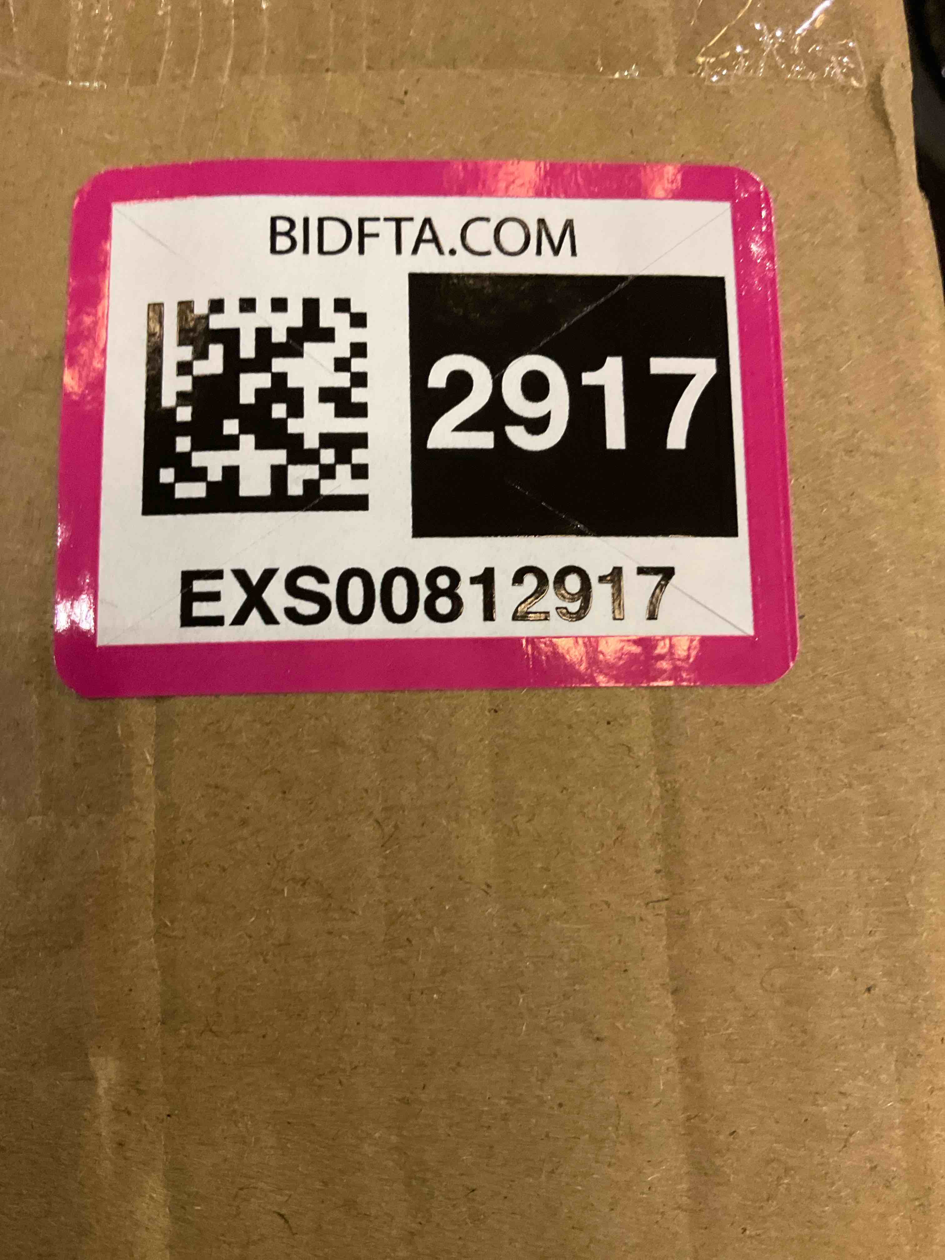 https://s3.amazonaws.com/lotting-images-prod/bidfta/EXS00812917_1698853451981.jpeg