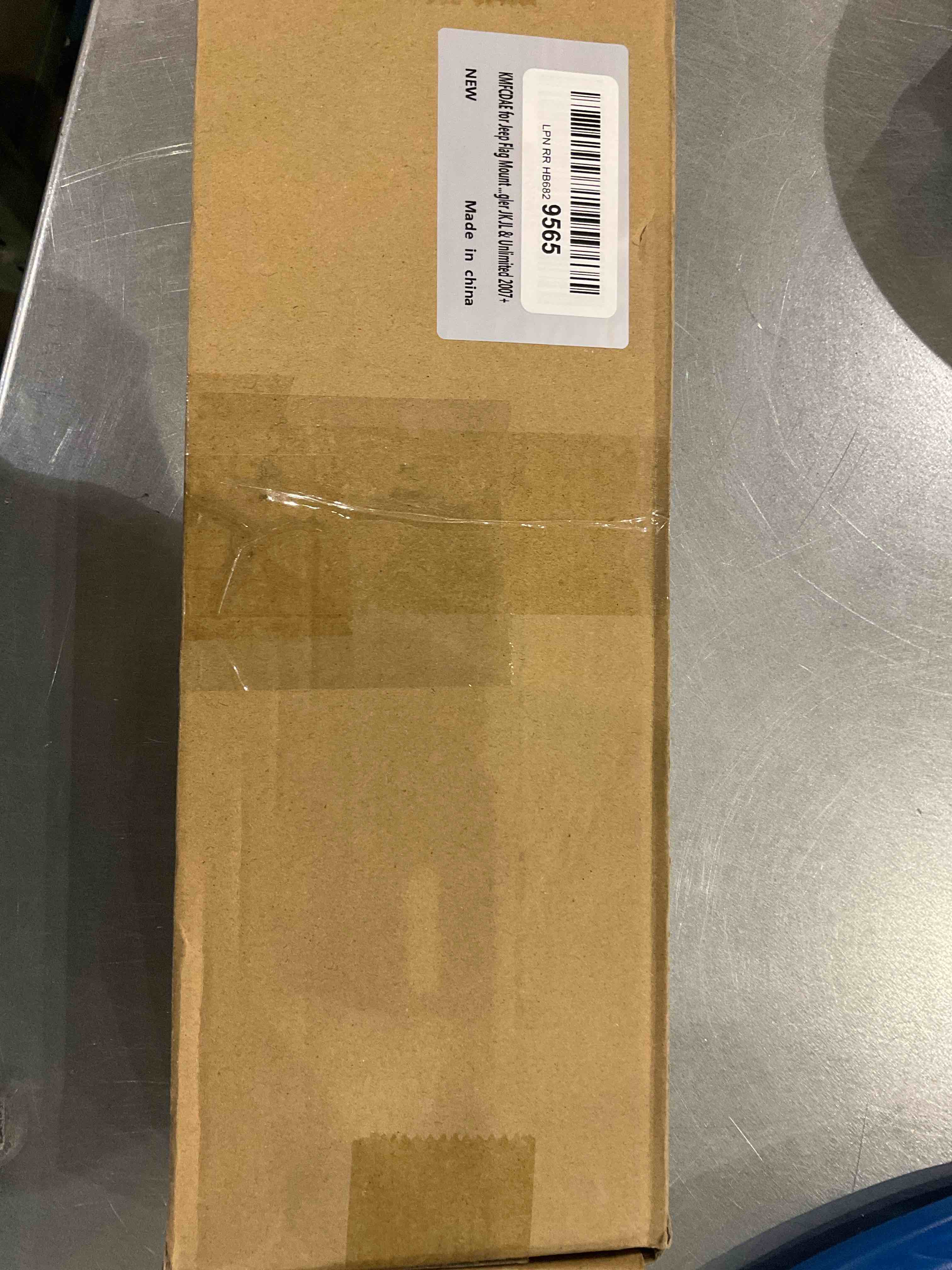 https://s3.amazonaws.com/lotting-images-prod/bidfta/EXS00812973_1698924194189.jpeg