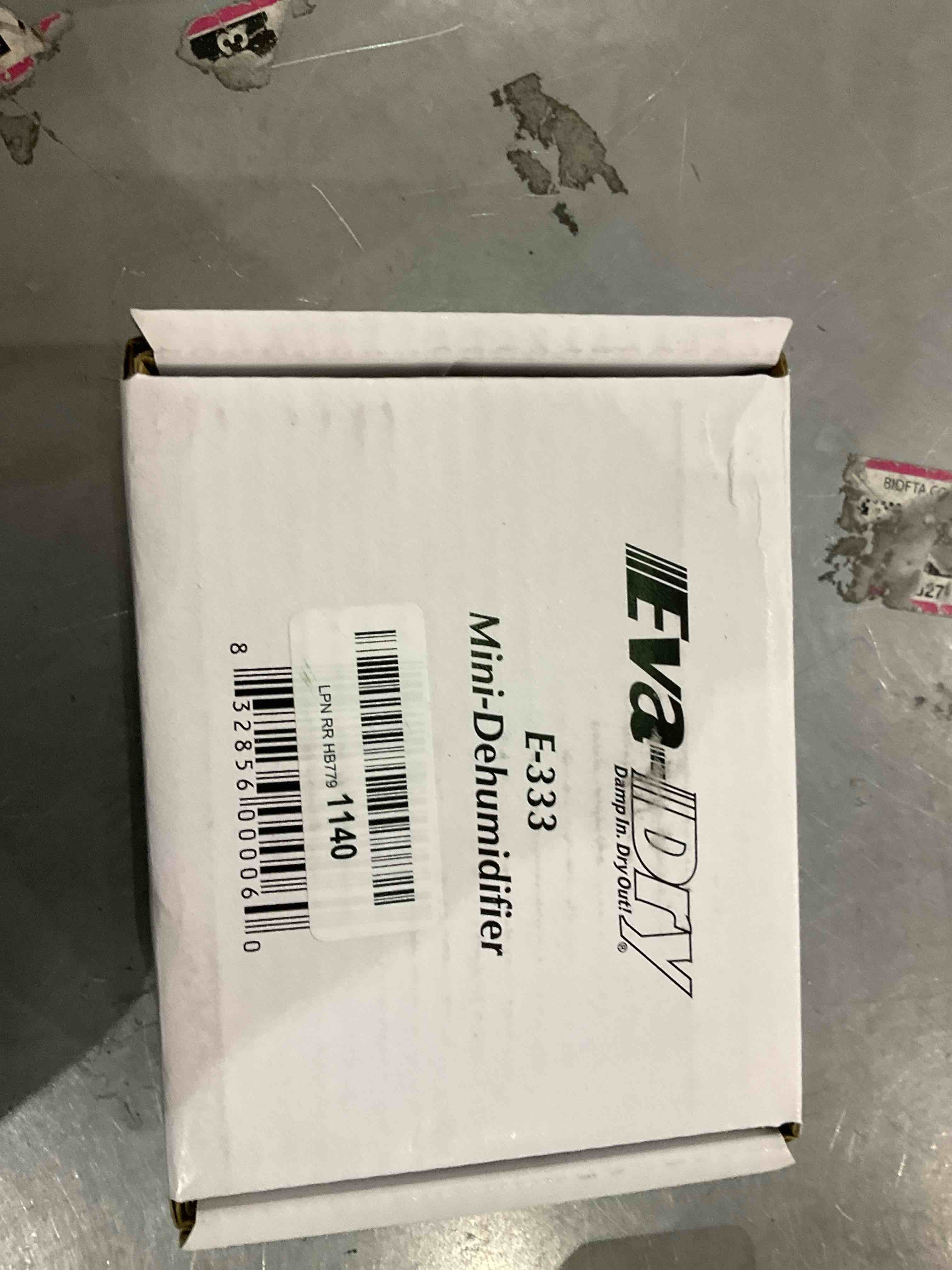 https://s3.amazonaws.com/lotting-images-prod/bidfta/EXS00813442_1698756143820.jpeg
