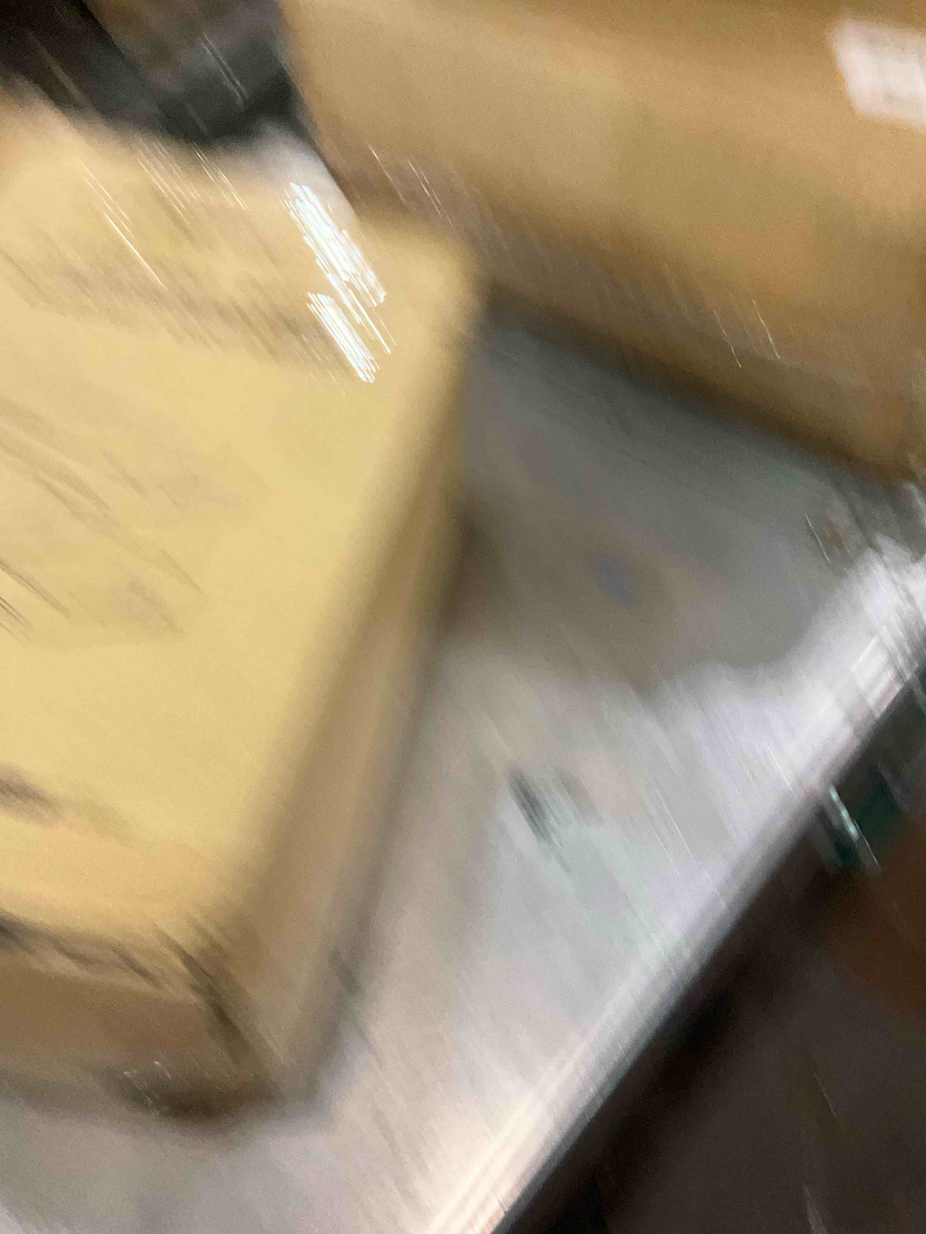 https://s3.amazonaws.com/lotting-images-prod/bidfta/EXS00813563_1698324494100.jpeg