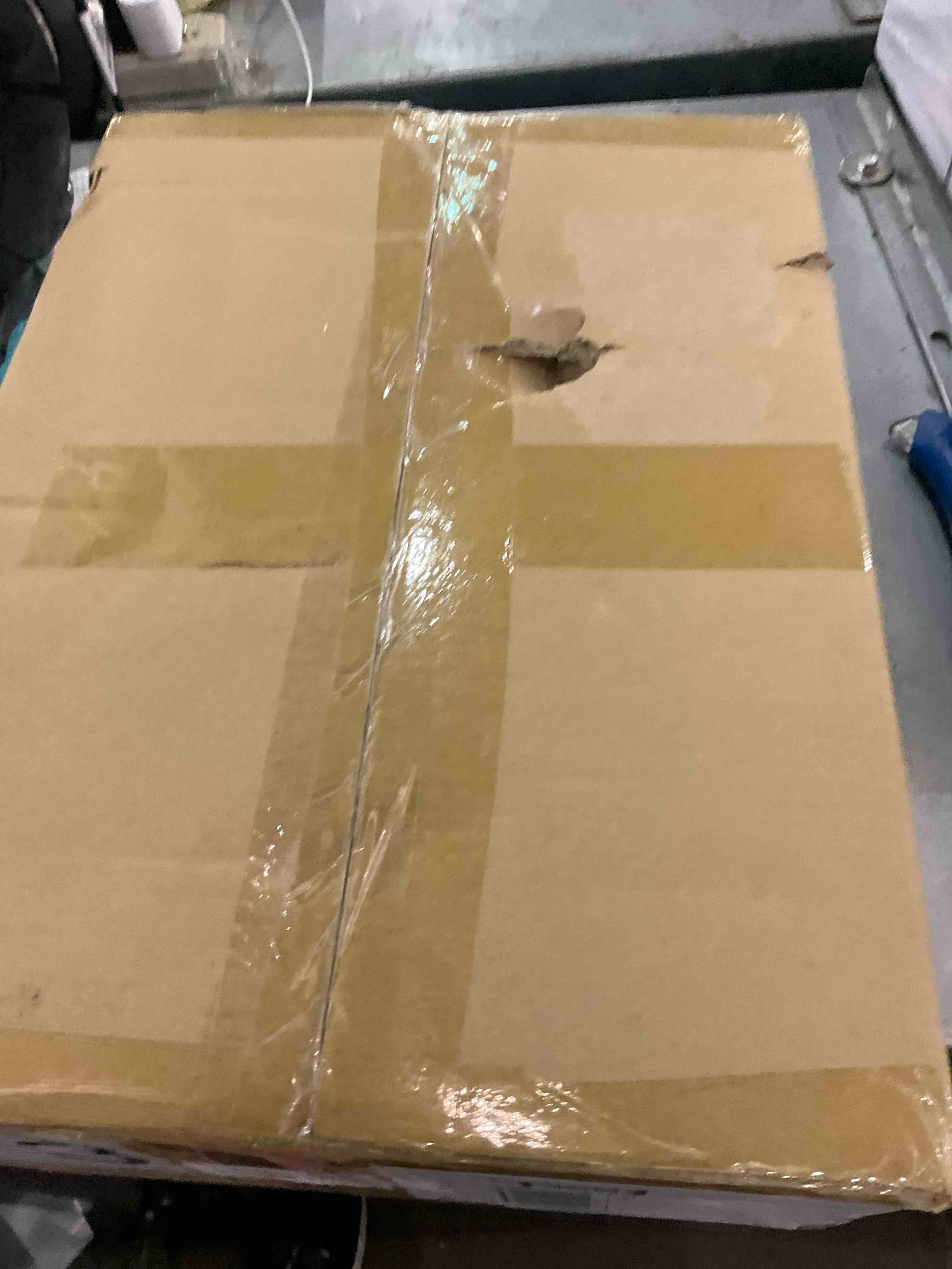https://s3.amazonaws.com/lotting-images-prod/bidfta/EXS00813942_1698680991470.jpeg
