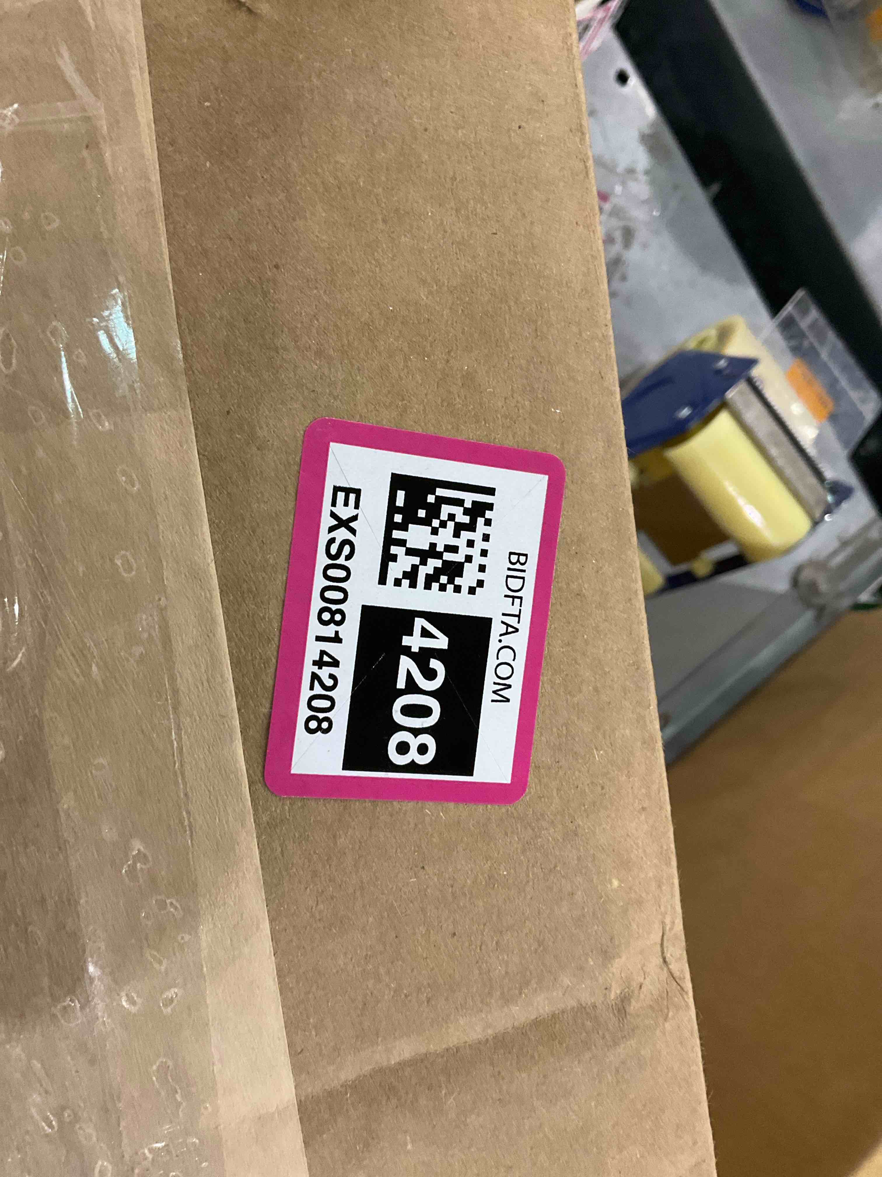 https://s3.amazonaws.com/lotting-images-prod/bidfta/EXS00814208_1698234002045.jpeg