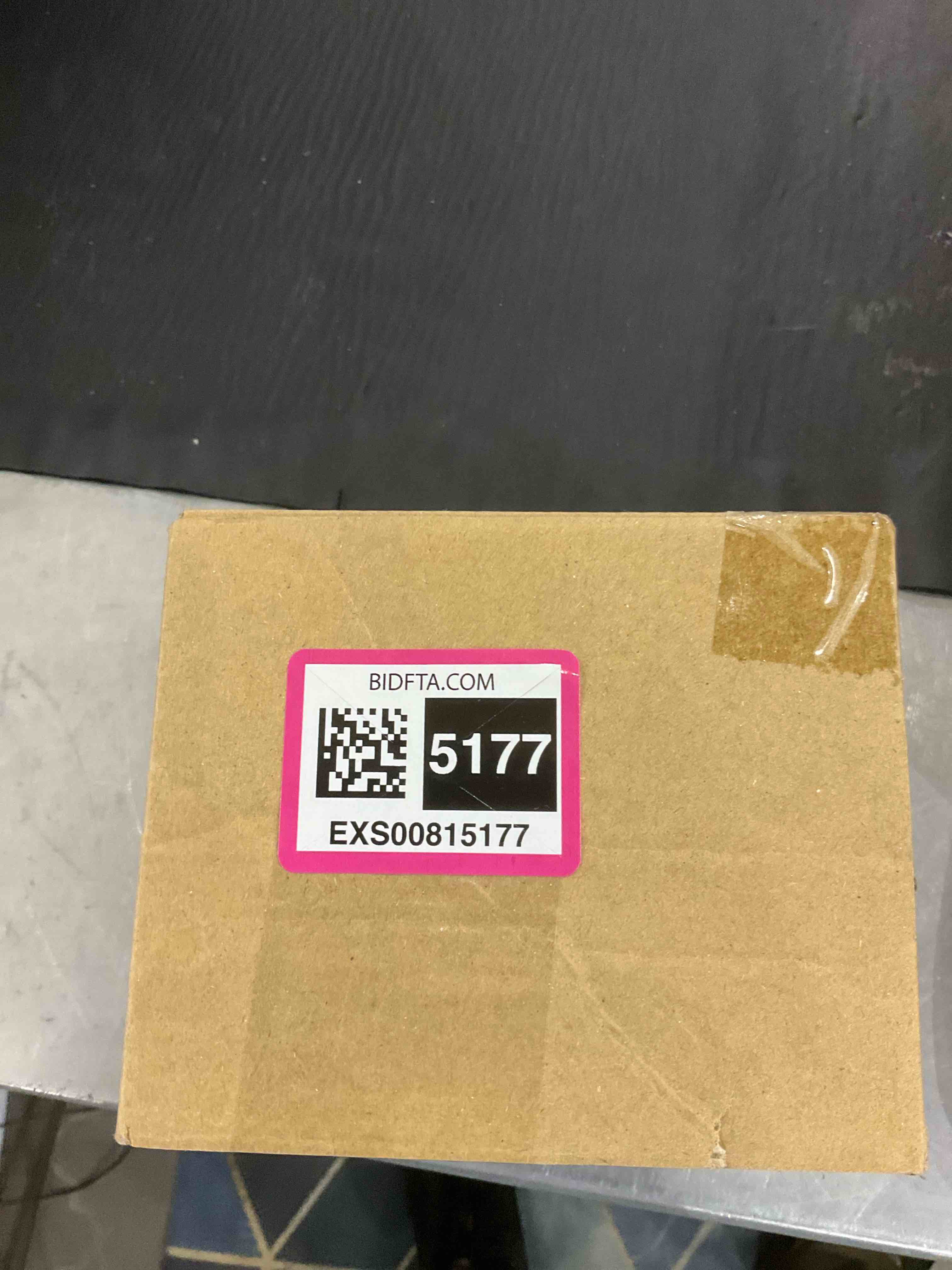 https://s3.amazonaws.com/lotting-images-prod/bidfta/EXS00815177_1698323151356.jpeg
