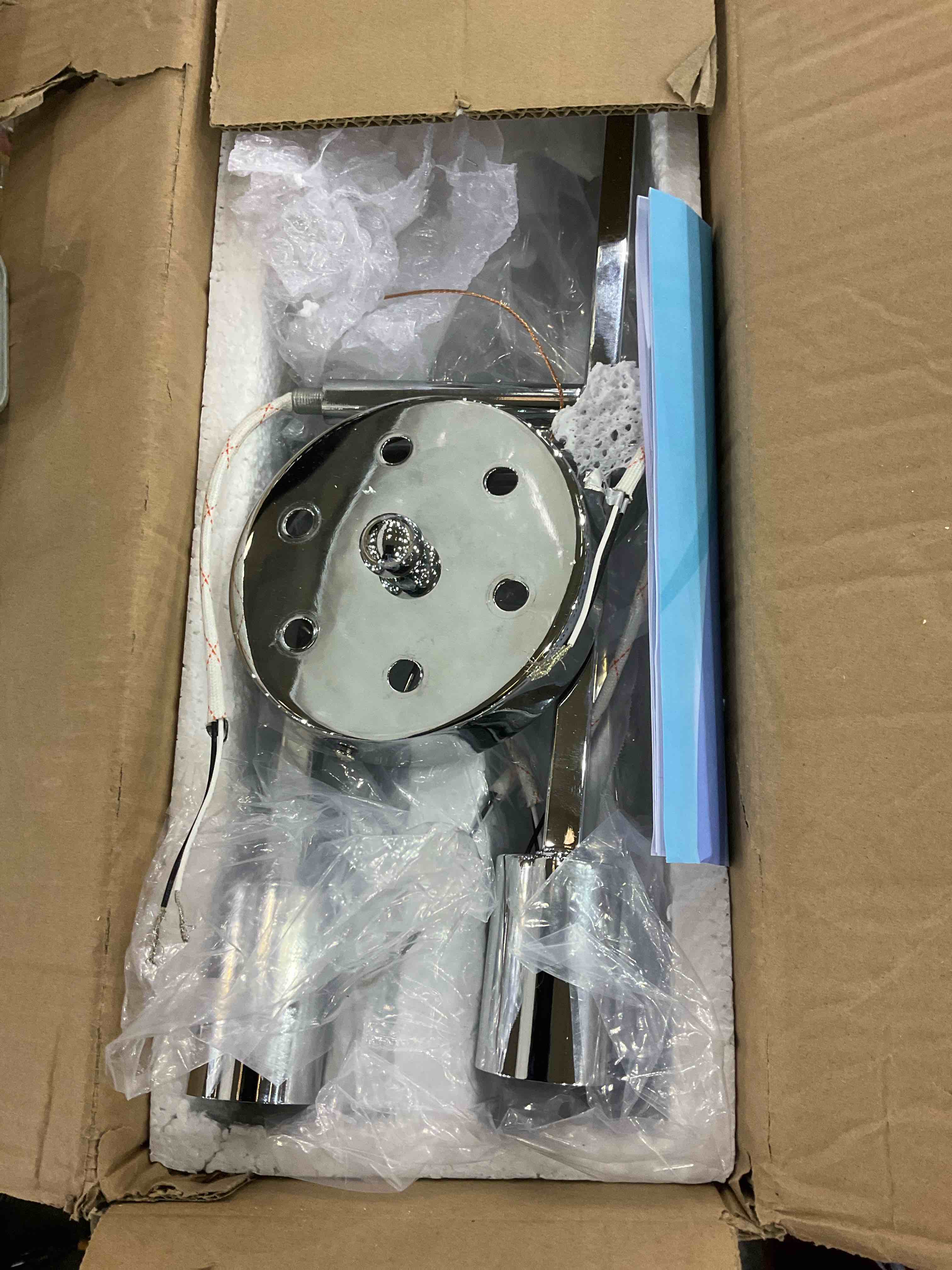 https://s3.amazonaws.com/lotting-images-prod/bidfta/EXS00815319_1698675218209.jpeg