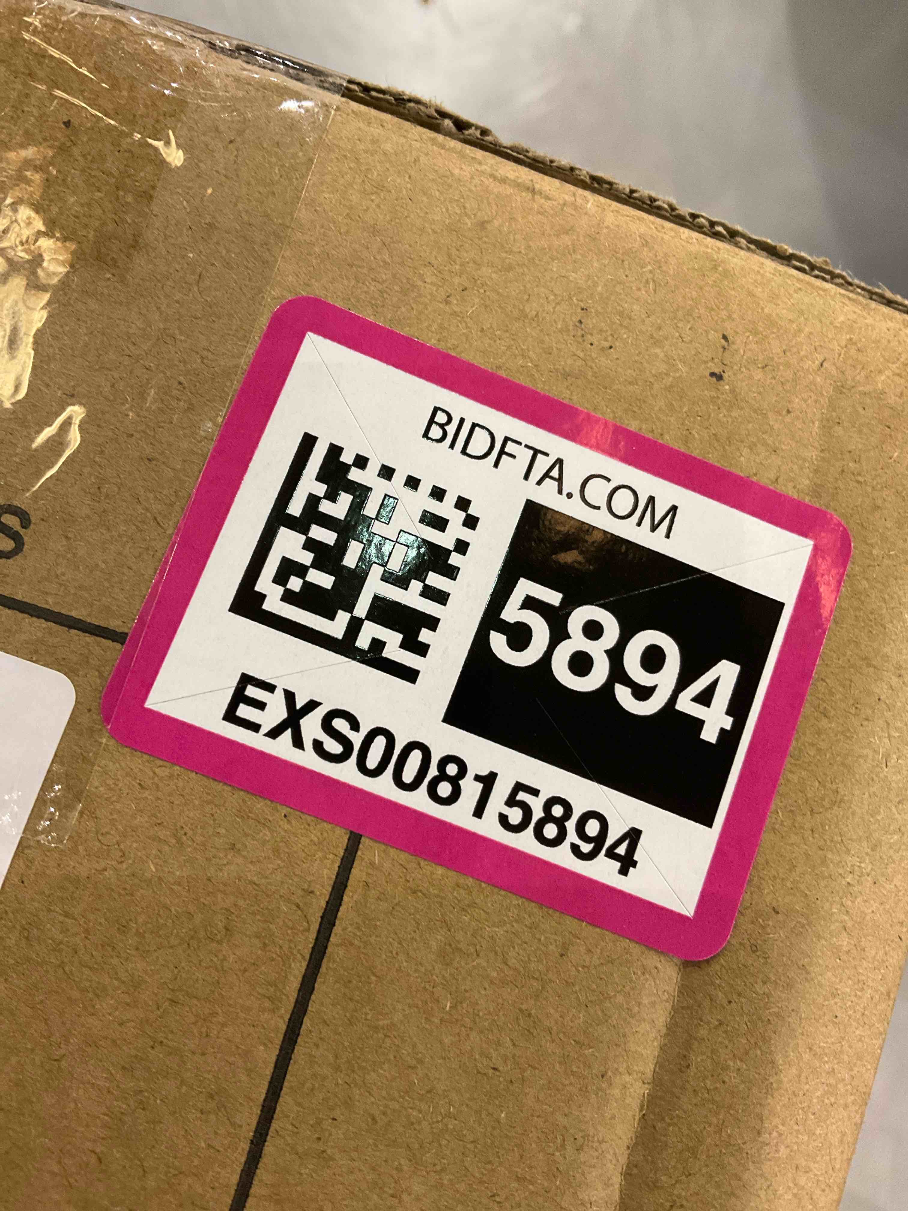 https://s3.amazonaws.com/lotting-images-prod/bidfta/EXS00815894_1699886170672.jpeg