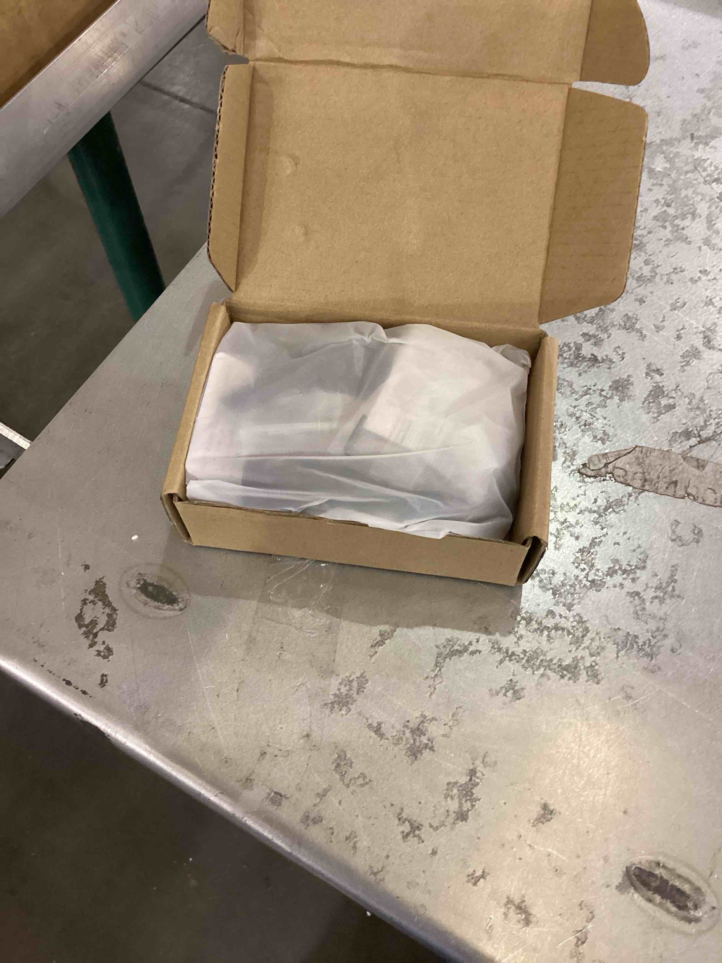 https://s3.amazonaws.com/lotting-images-prod/bidfta/EXS00816033_1698172113449.jpeg