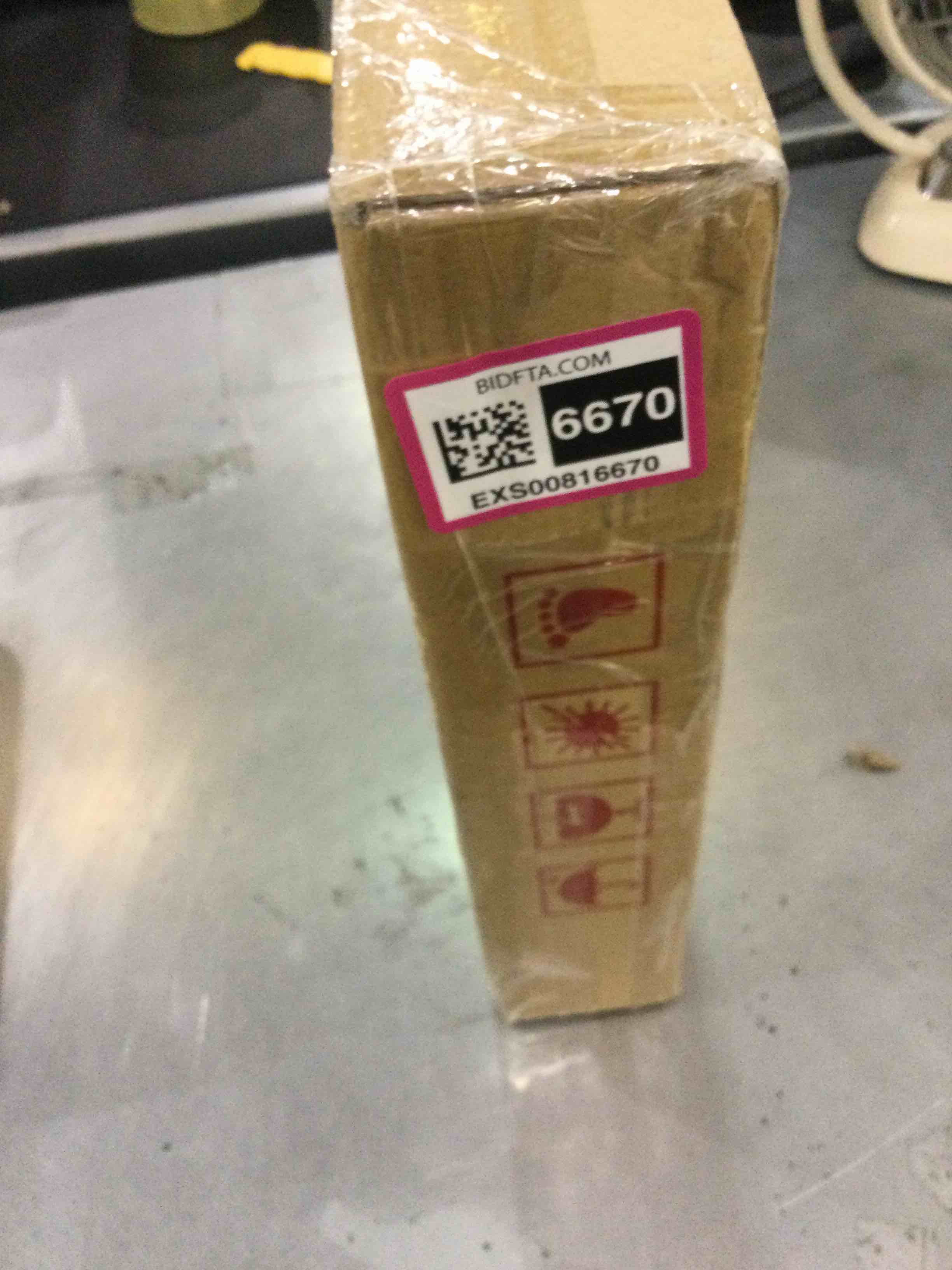 https://s3.amazonaws.com/lotting-images-prod/bidfta/EXS00816670_1699455925586.jpeg