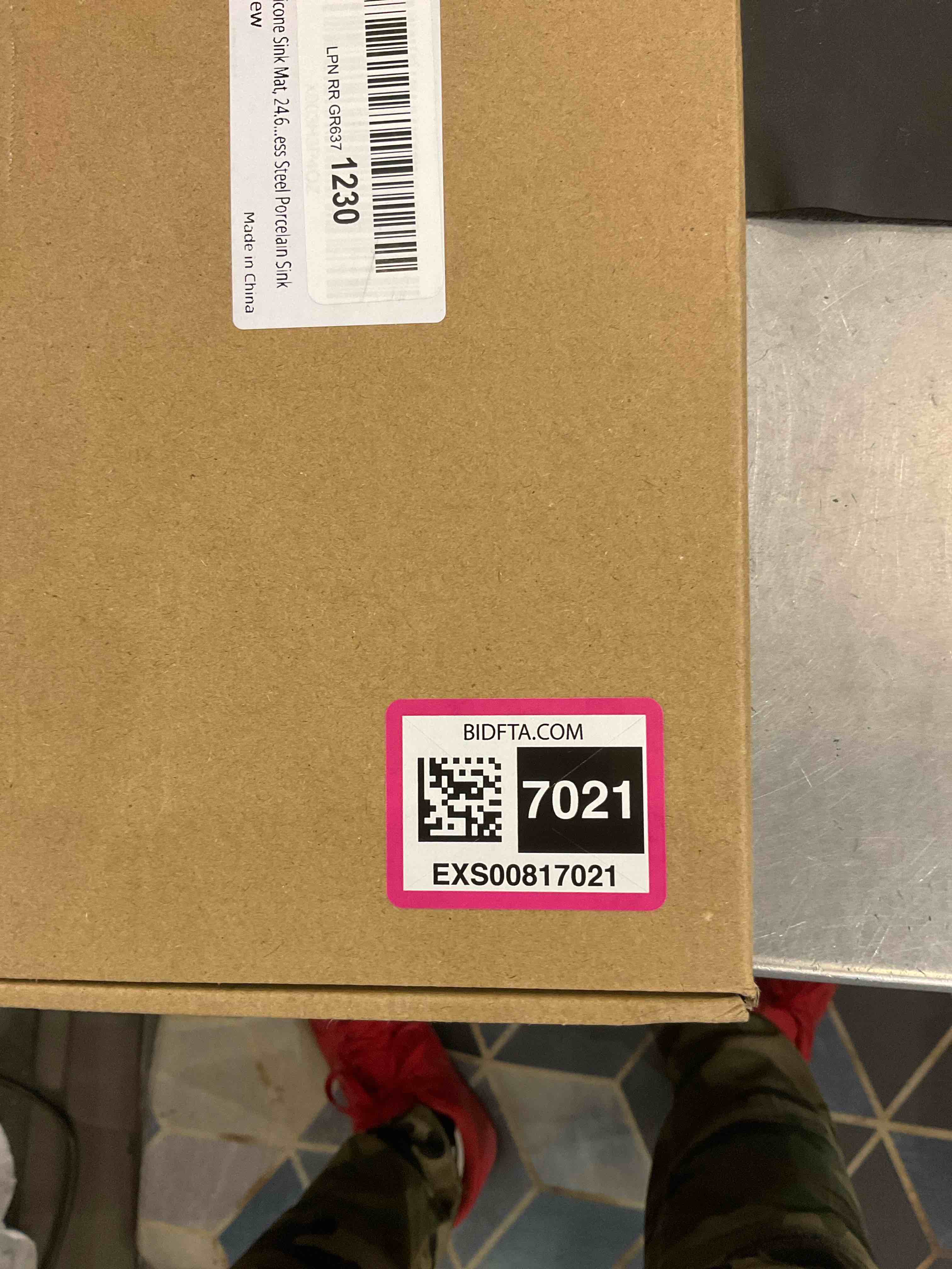 https://s3.amazonaws.com/lotting-images-prod/bidfta/EXS00817021_1698774482213.jpeg