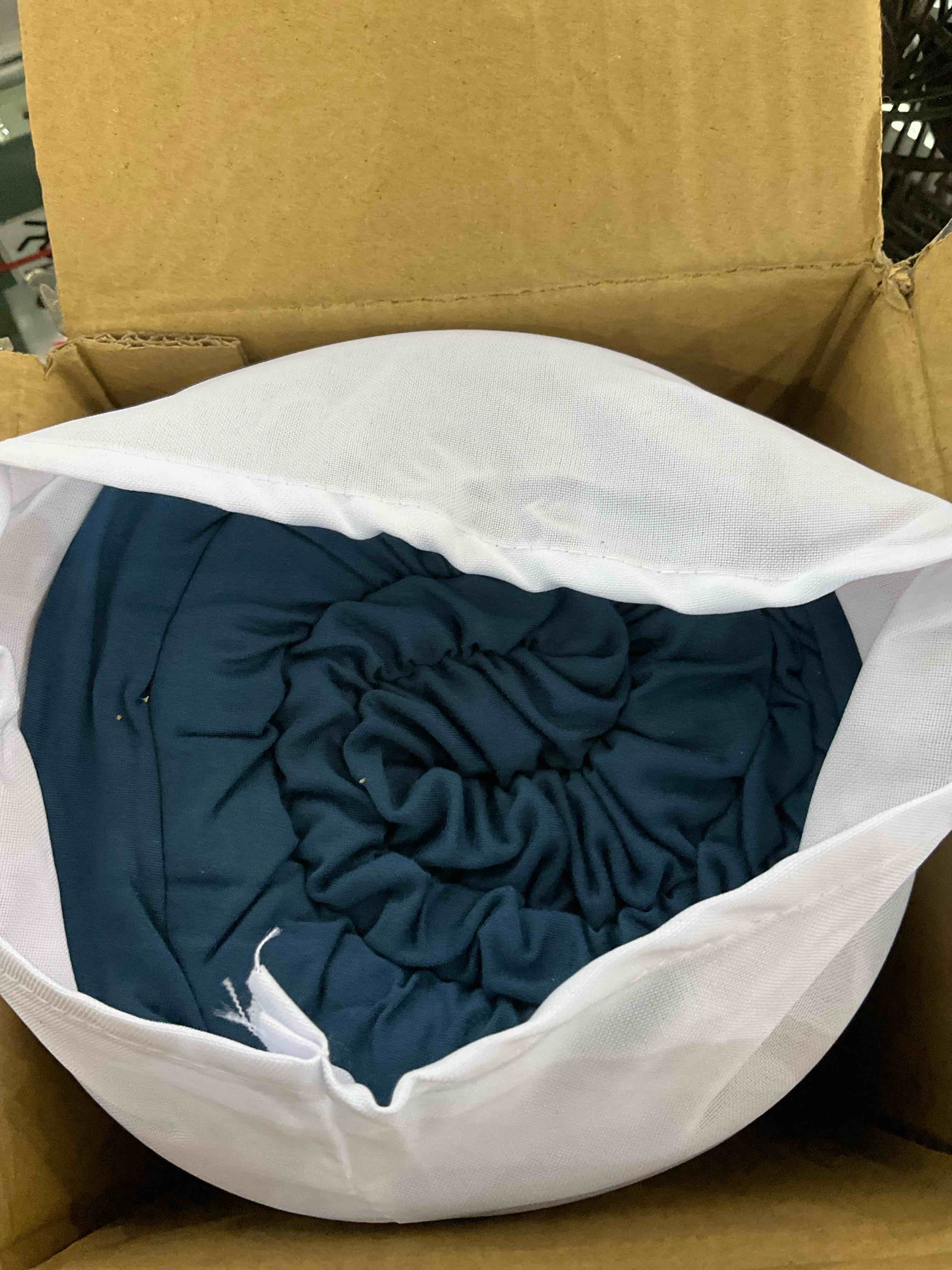 https://s3.amazonaws.com/lotting-images-prod/bidfta/EXS00817290_1699288838048.jpeg