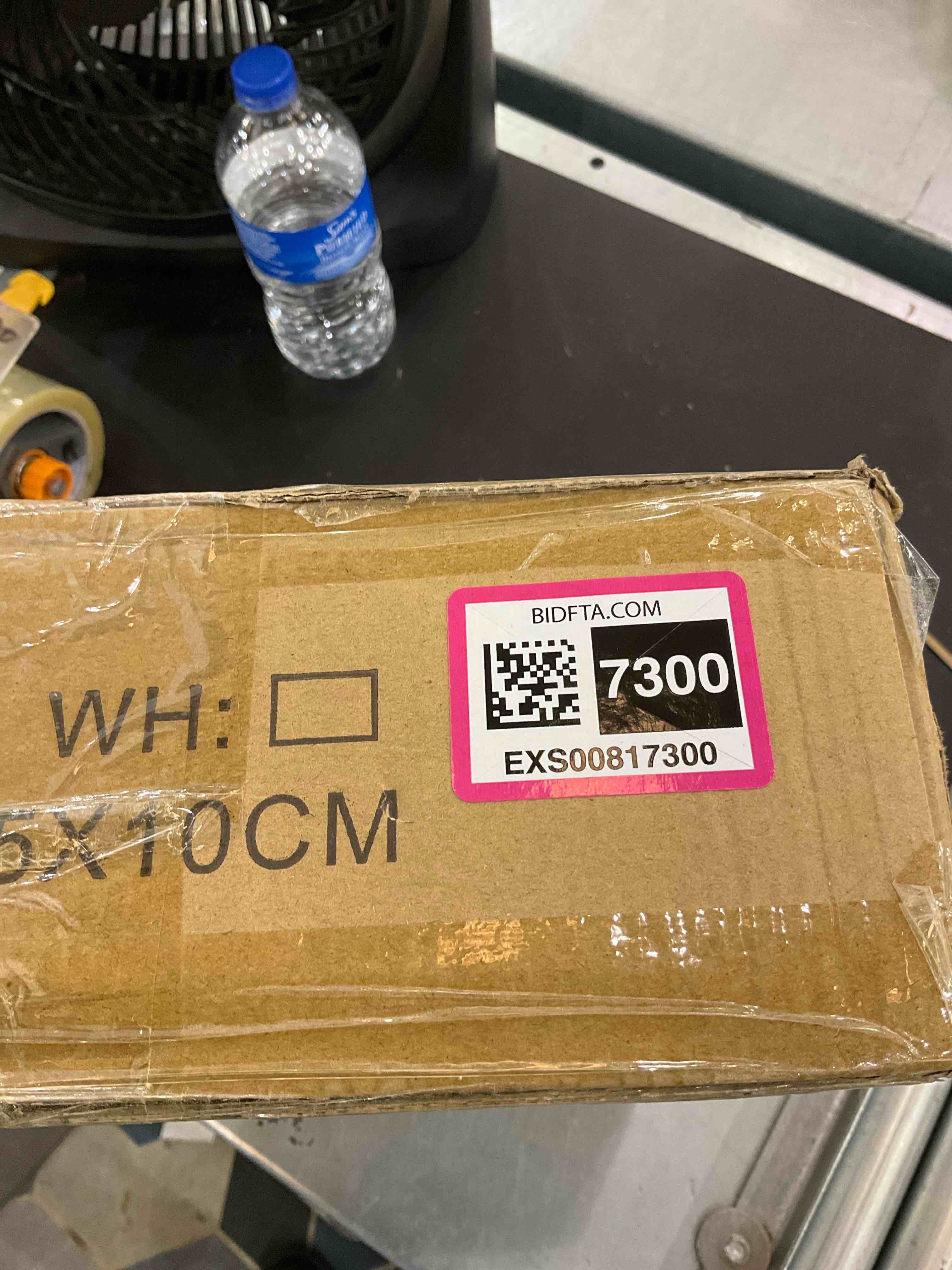 https://s3.amazonaws.com/lotting-images-prod/bidfta/EXS00817300_1699292672567.jpeg