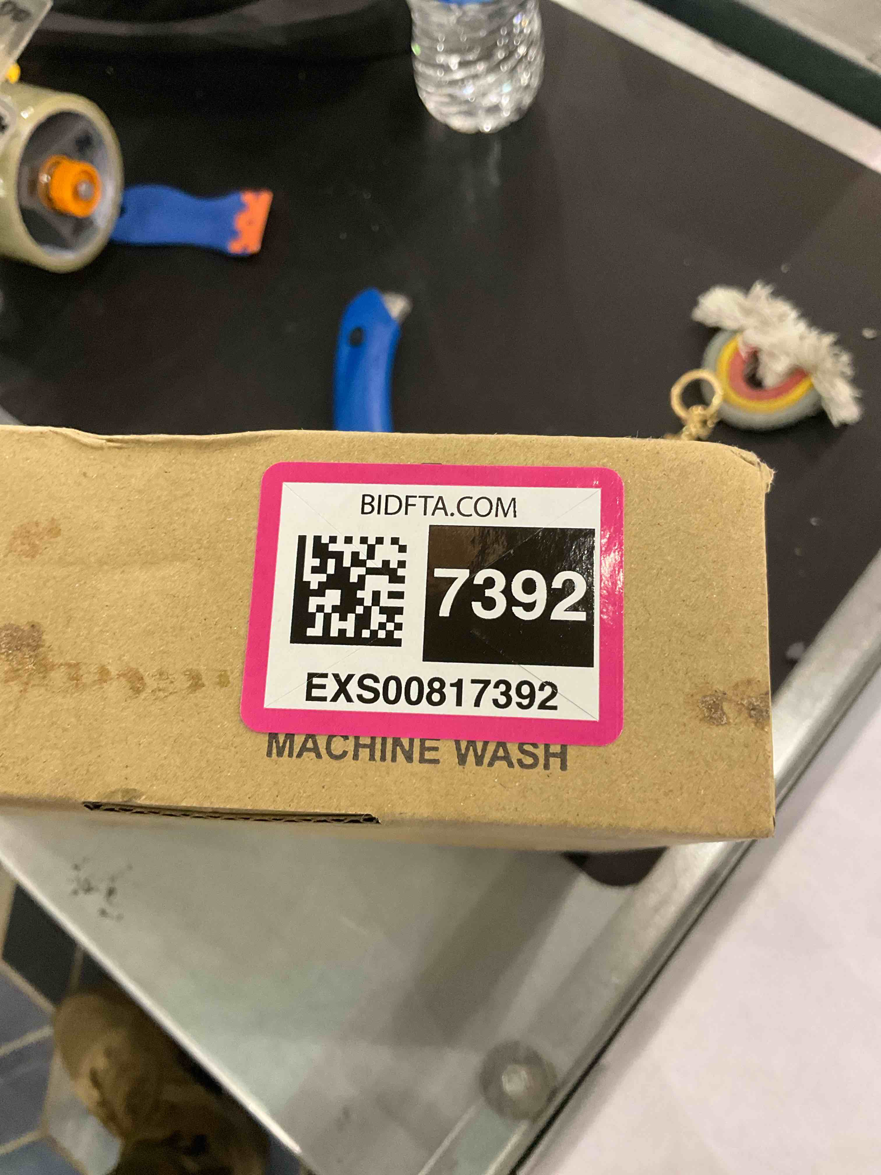 https://s3.amazonaws.com/lotting-images-prod/bidfta/EXS00817392_1699364795875.jpeg