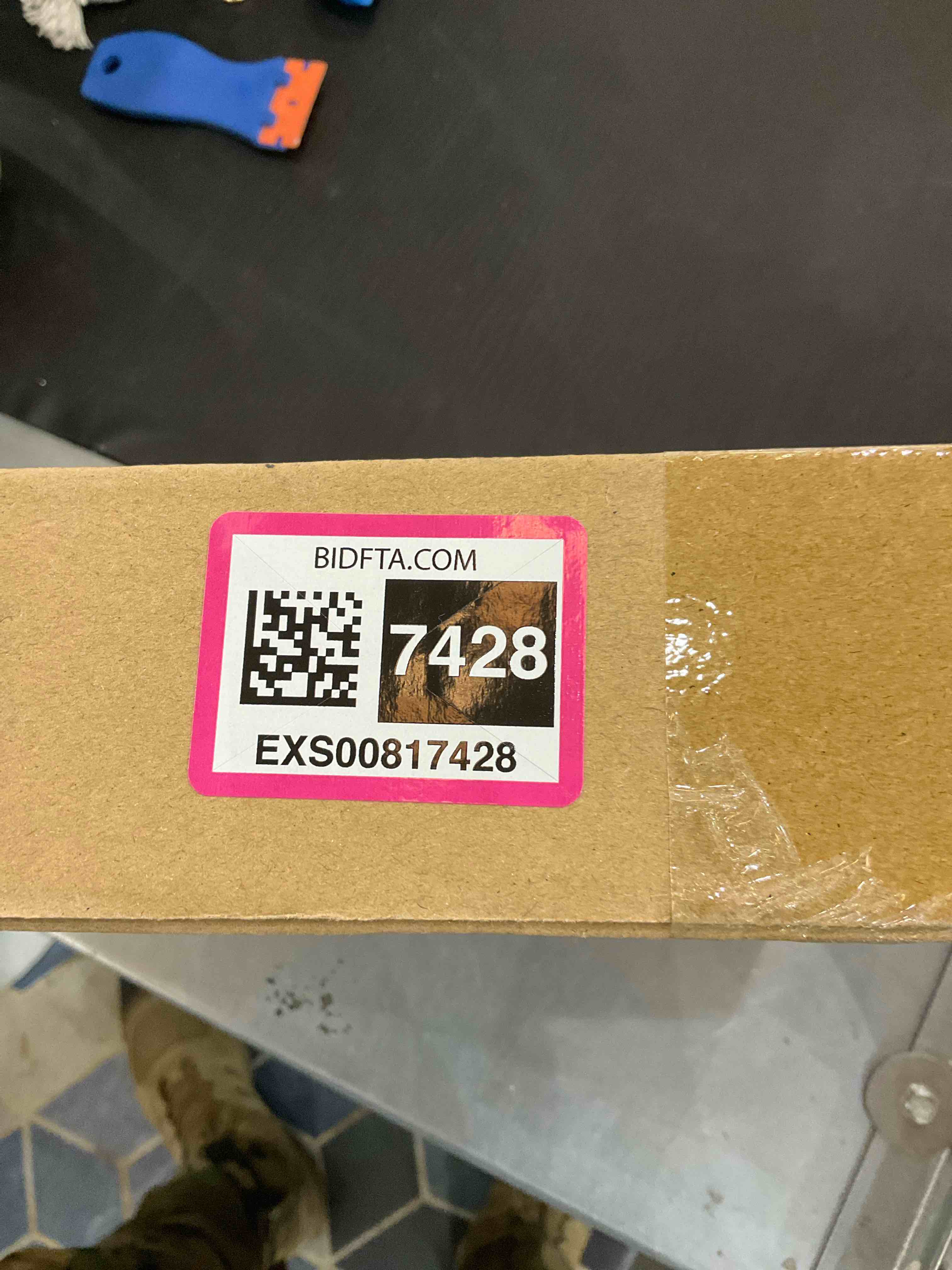 https://s3.amazonaws.com/lotting-images-prod/bidfta/EXS00817428_1699370640758.jpeg
