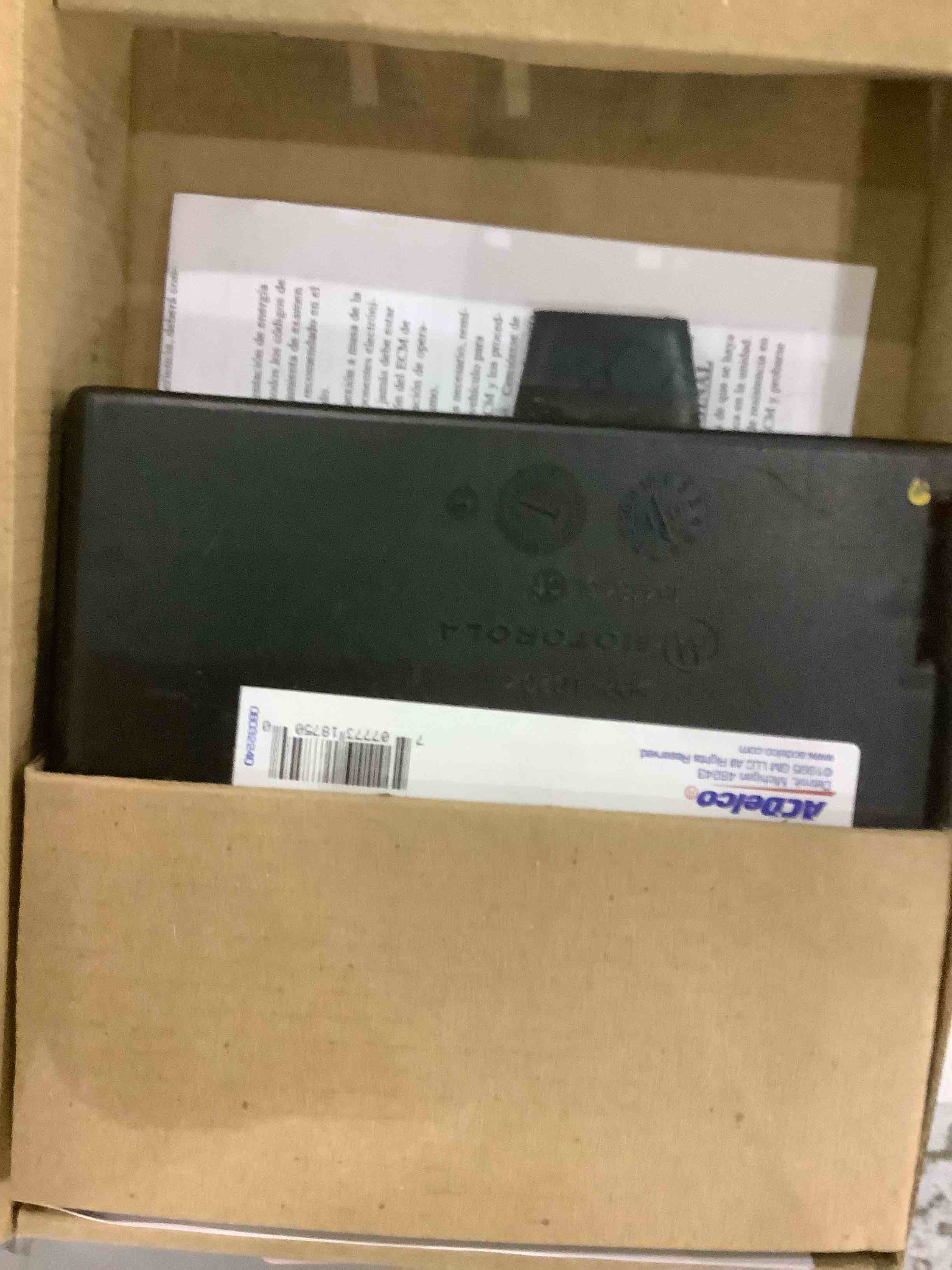 https://s3.amazonaws.com/lotting-images-prod/bidfta/EXS00817828_1698691146510.jpeg