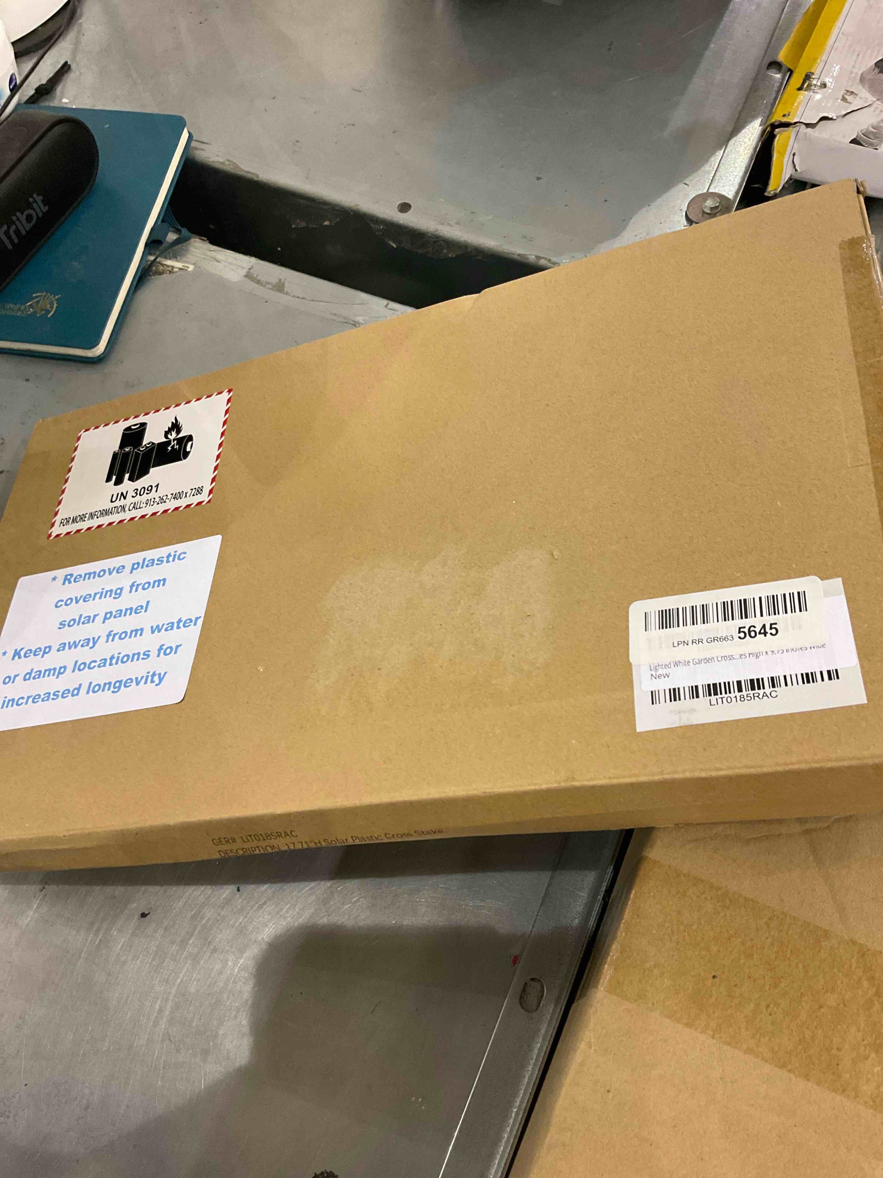 https://s3.amazonaws.com/lotting-images-prod/bidfta/EXS00818562_1698249257016.jpeg