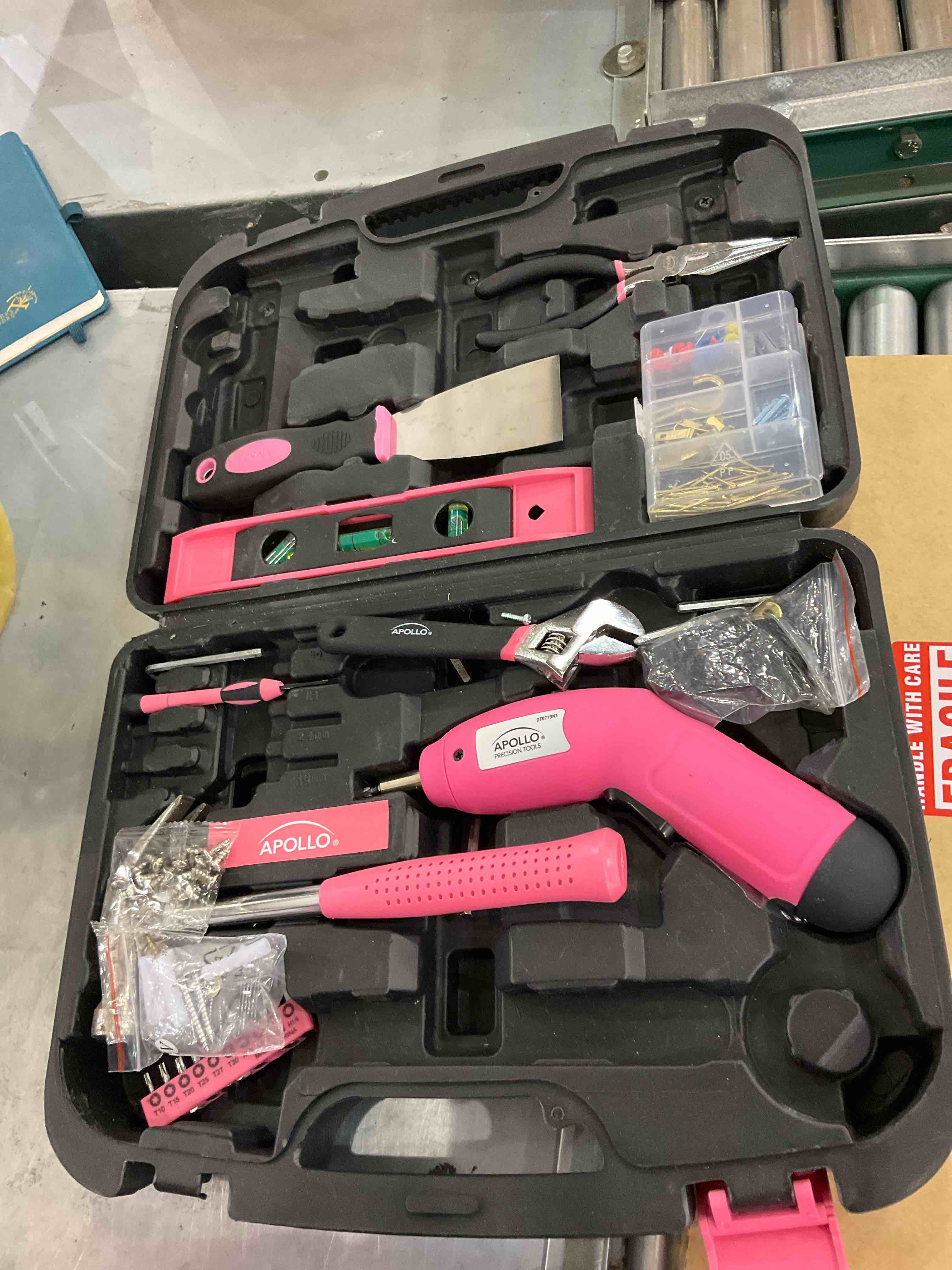 135 Piece Household Tool Kit Pink with Pivoting Dual-Angle 3.6 V Lithium-Ion Cordless Screwdriver - DT0773N1