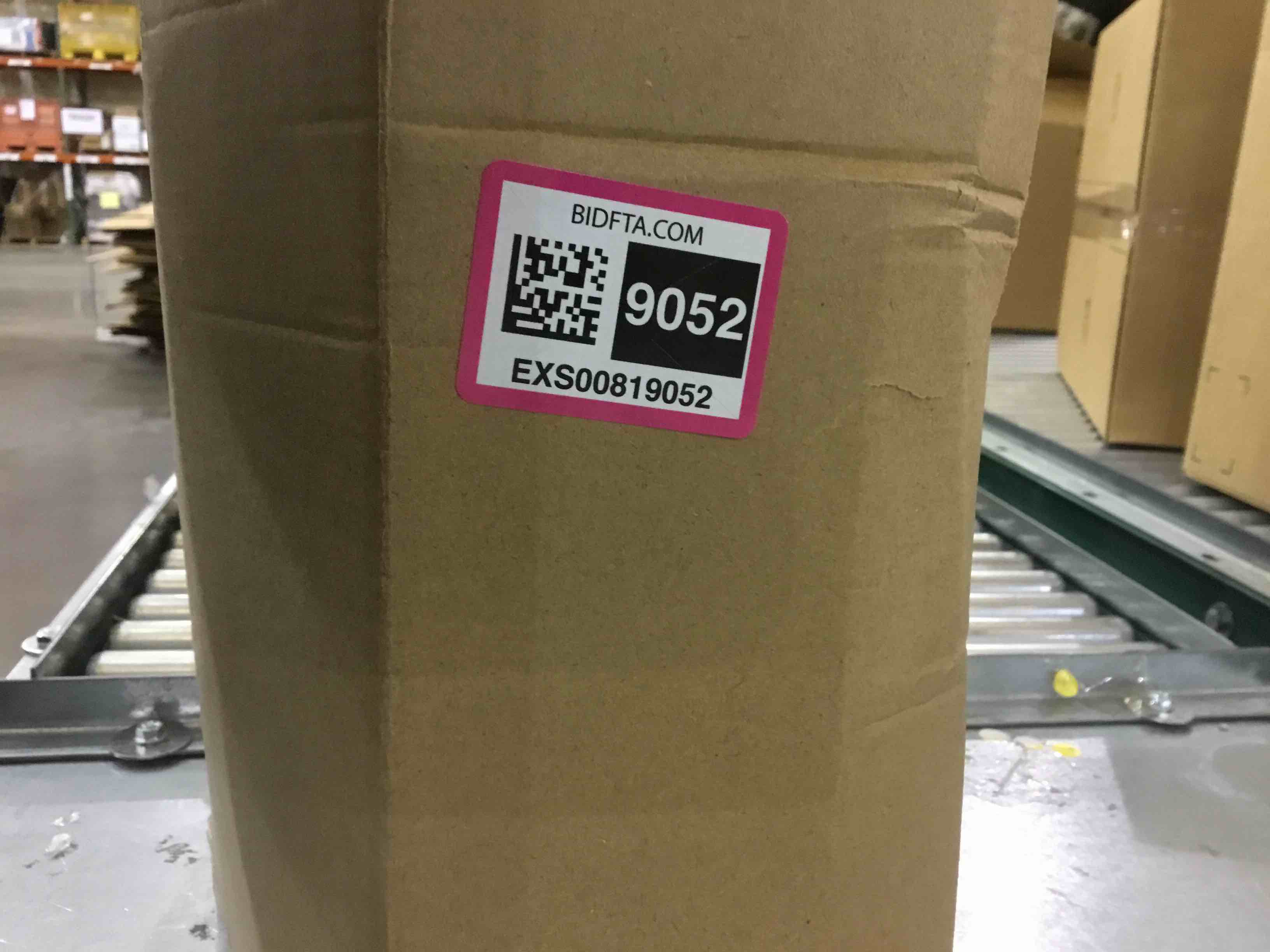https://s3.amazonaws.com/lotting-images-prod/bidfta/EXS00819052_1698252157354.jpeg