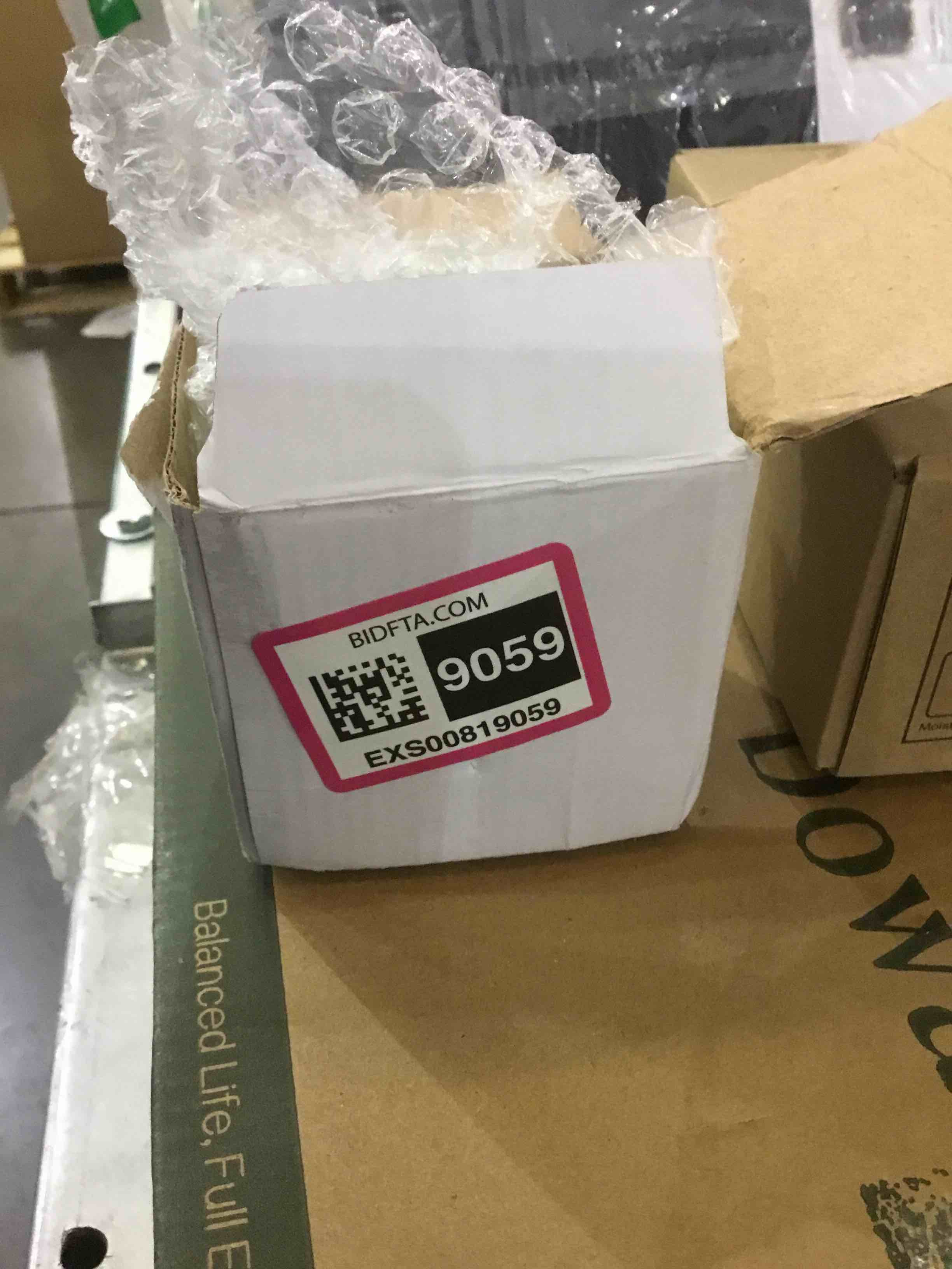 https://s3.amazonaws.com/lotting-images-prod/bidfta/EXS00819059_1698253132750.jpeg