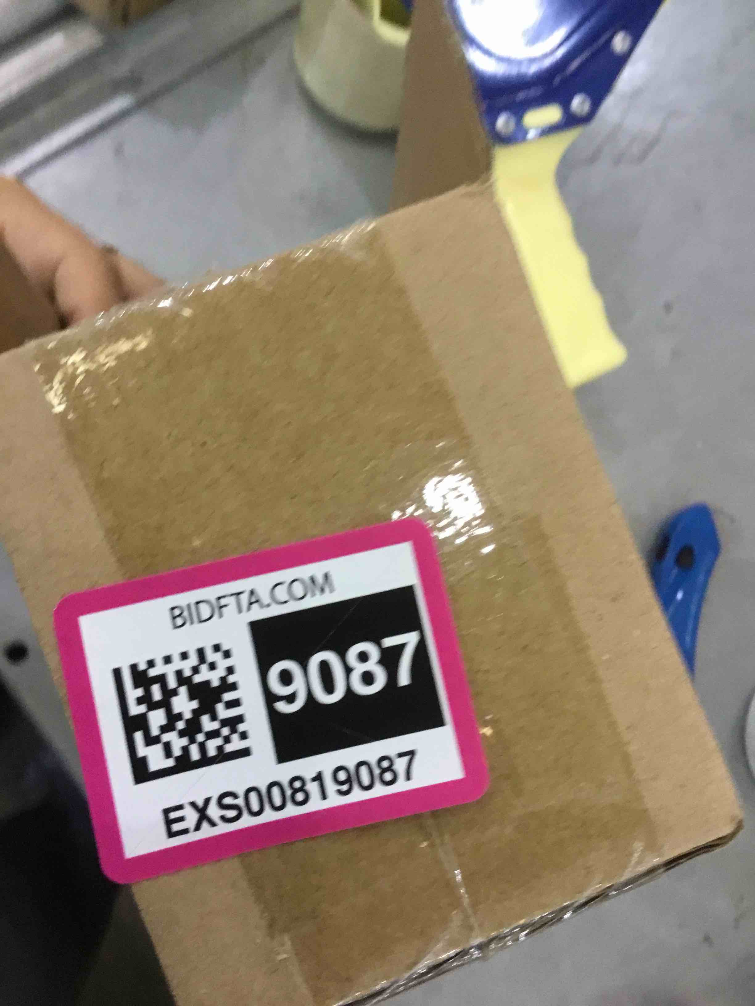 https://s3.amazonaws.com/lotting-images-prod/bidfta/EXS00819087_1698261856171.jpeg