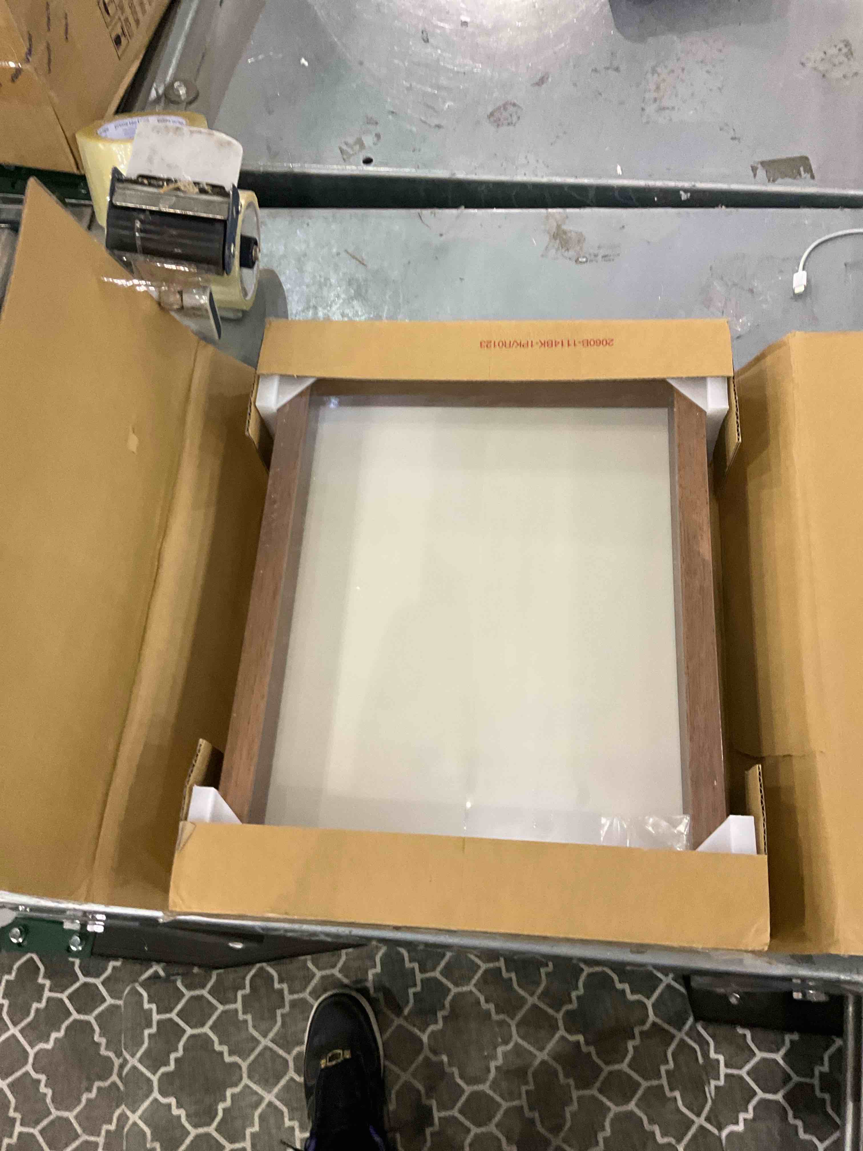 https://s3.amazonaws.com/lotting-images-prod/bidfta/EXS00819490_1699965876085.jpeg
