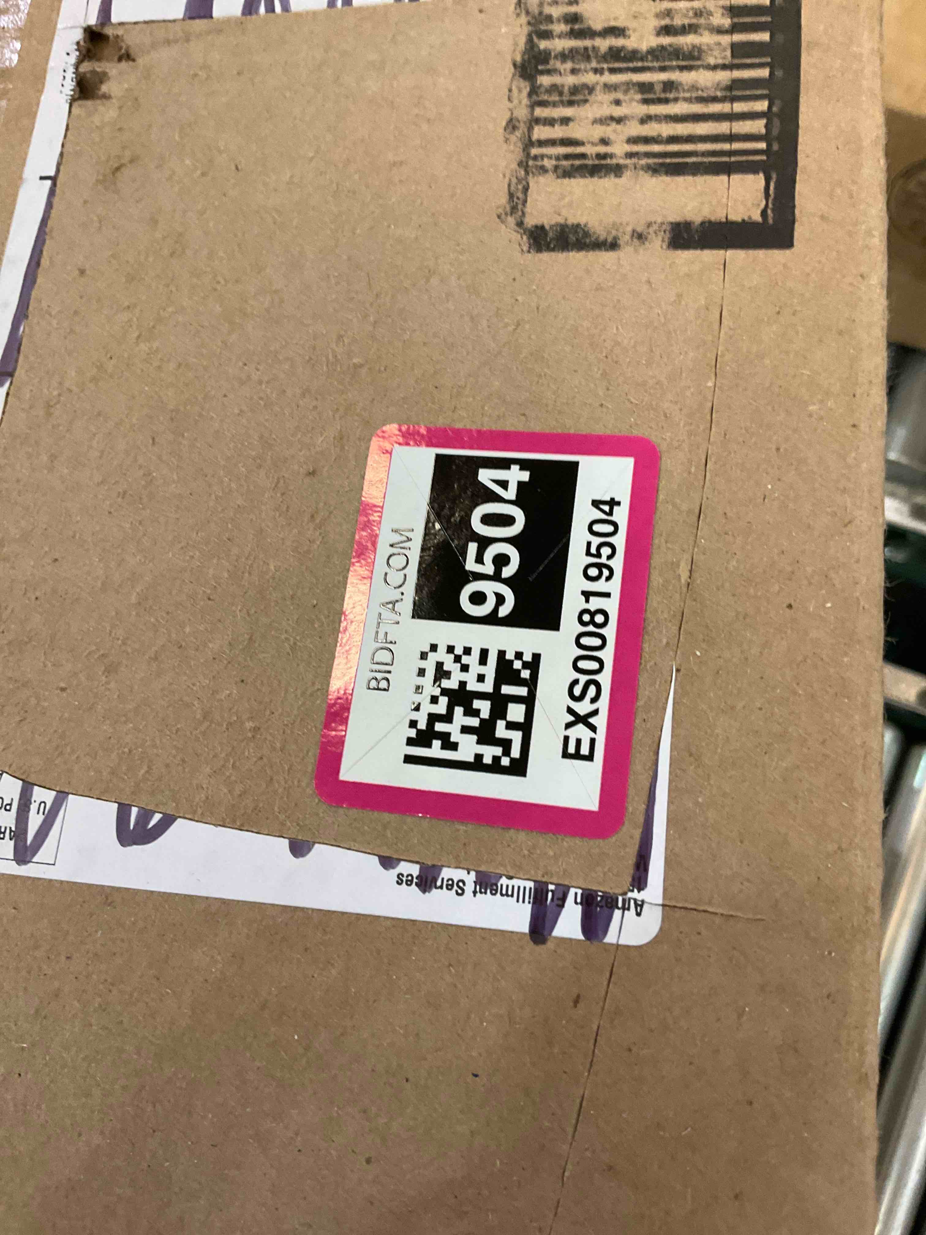 https://s3.amazonaws.com/lotting-images-prod/bidfta/EXS00819504_1698341388081.jpeg