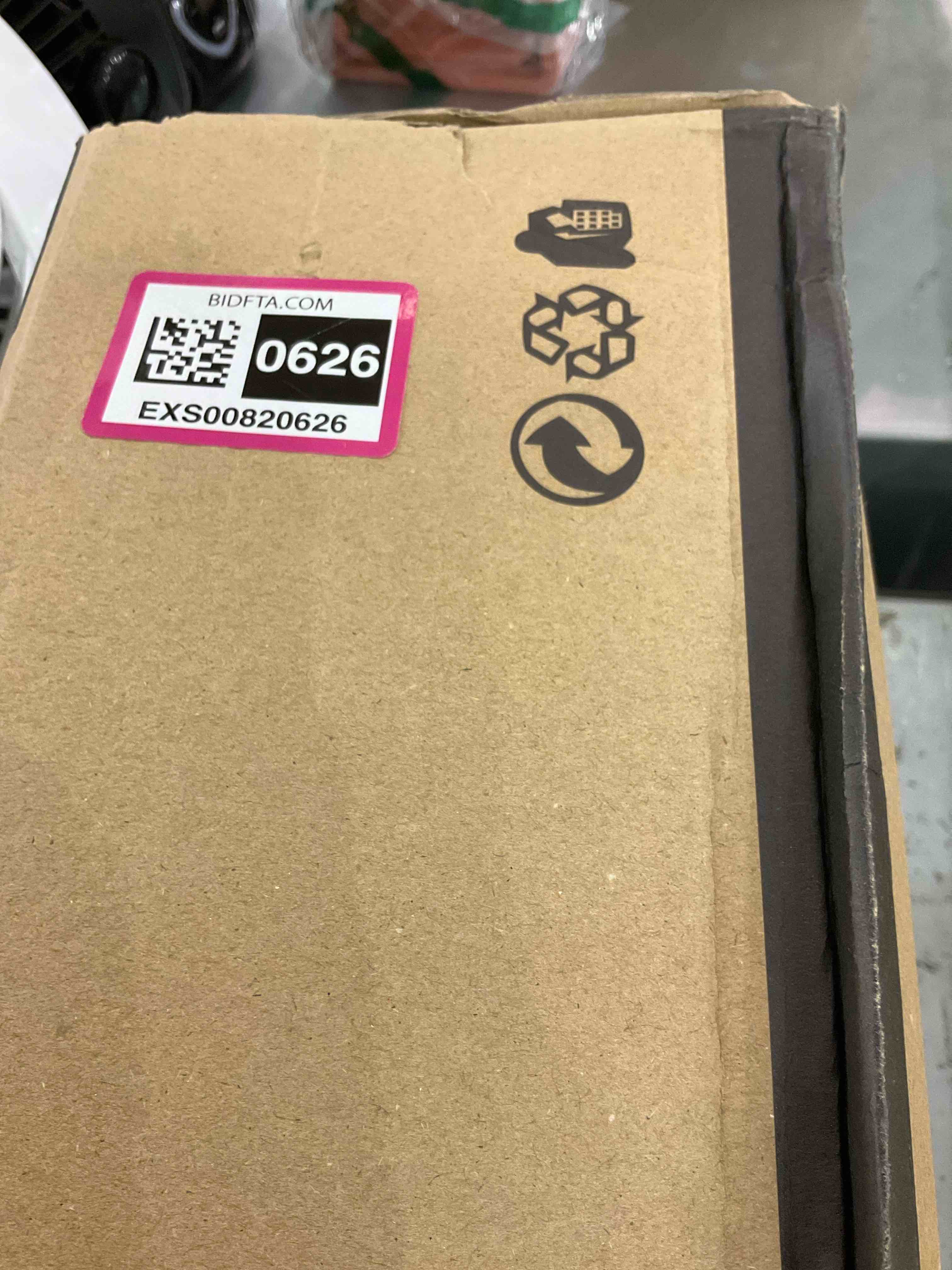 https://s3.amazonaws.com/lotting-images-prod/bidfta/EXS00820626_1699547194501.jpeg
