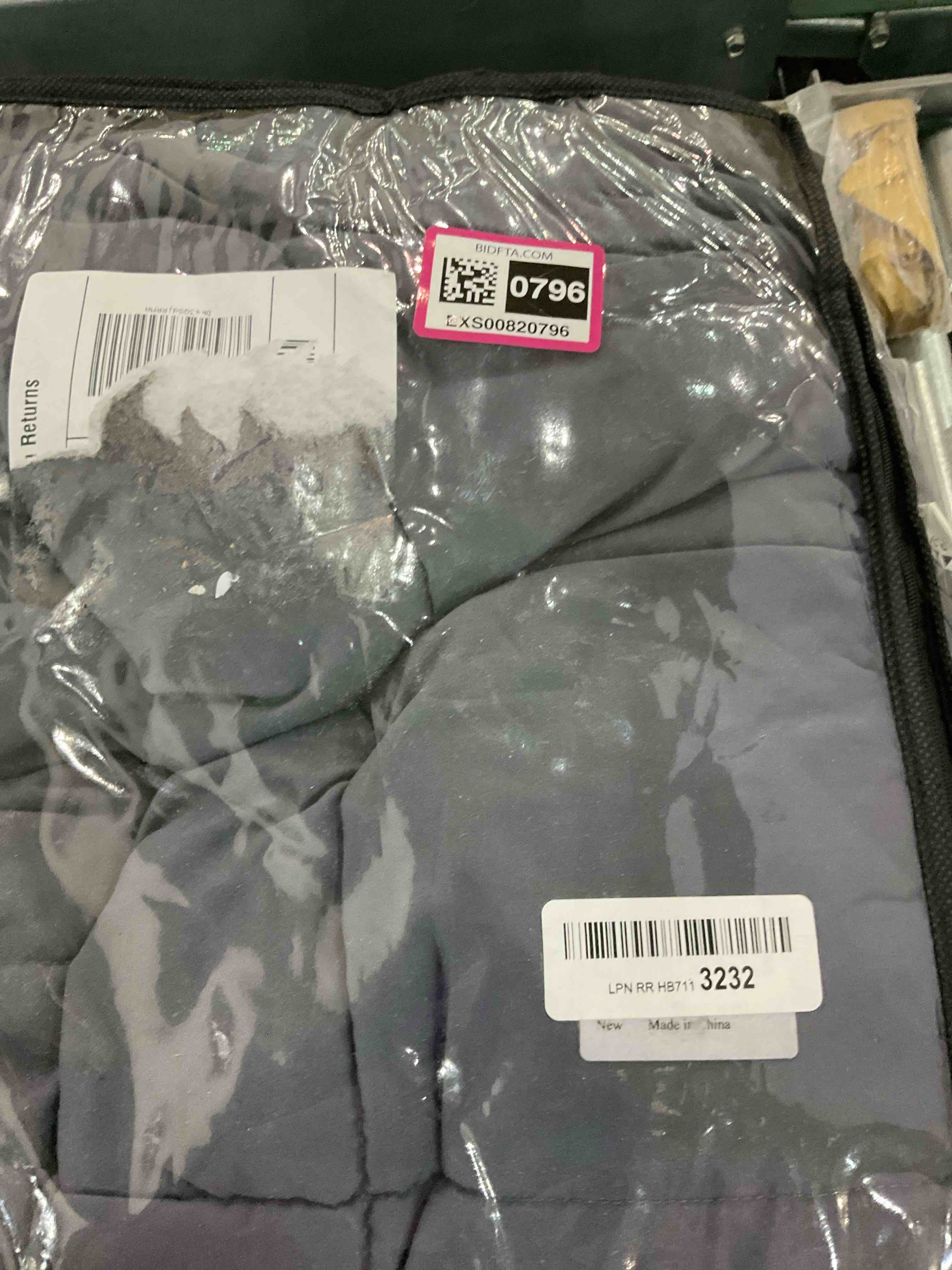 https://s3.amazonaws.com/lotting-images-prod/bidfta/EXS00820796_1699621862855.jpeg