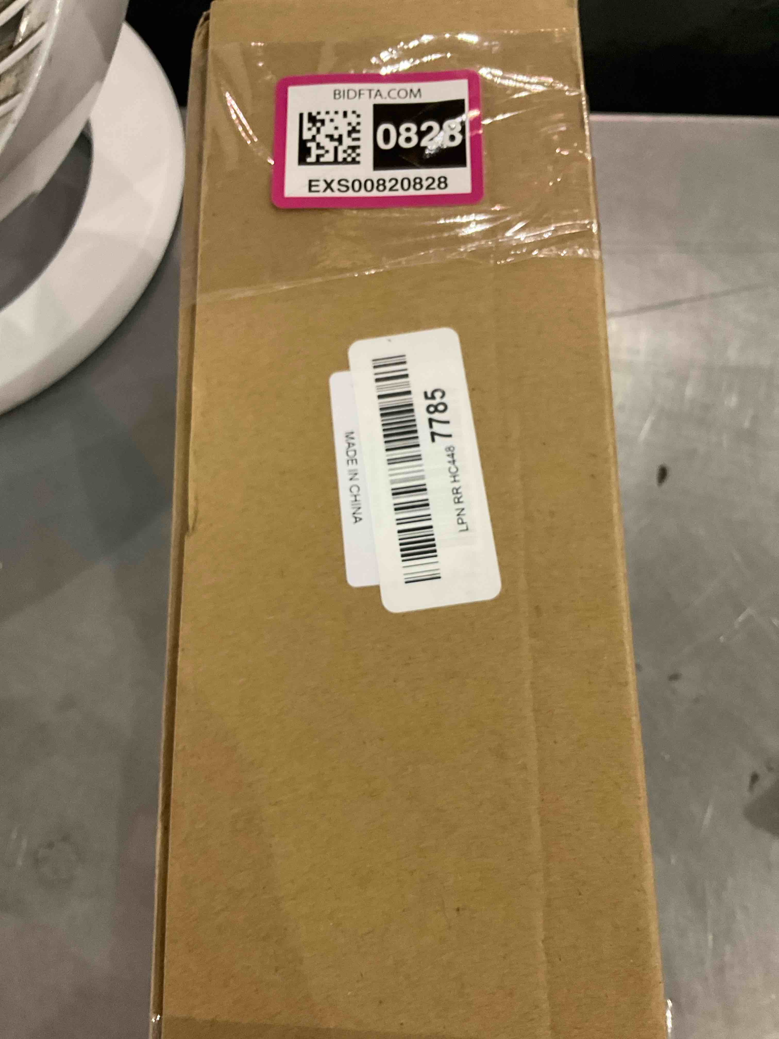 https://s3.amazonaws.com/lotting-images-prod/bidfta/EXS00820828_1699623866581.jpeg