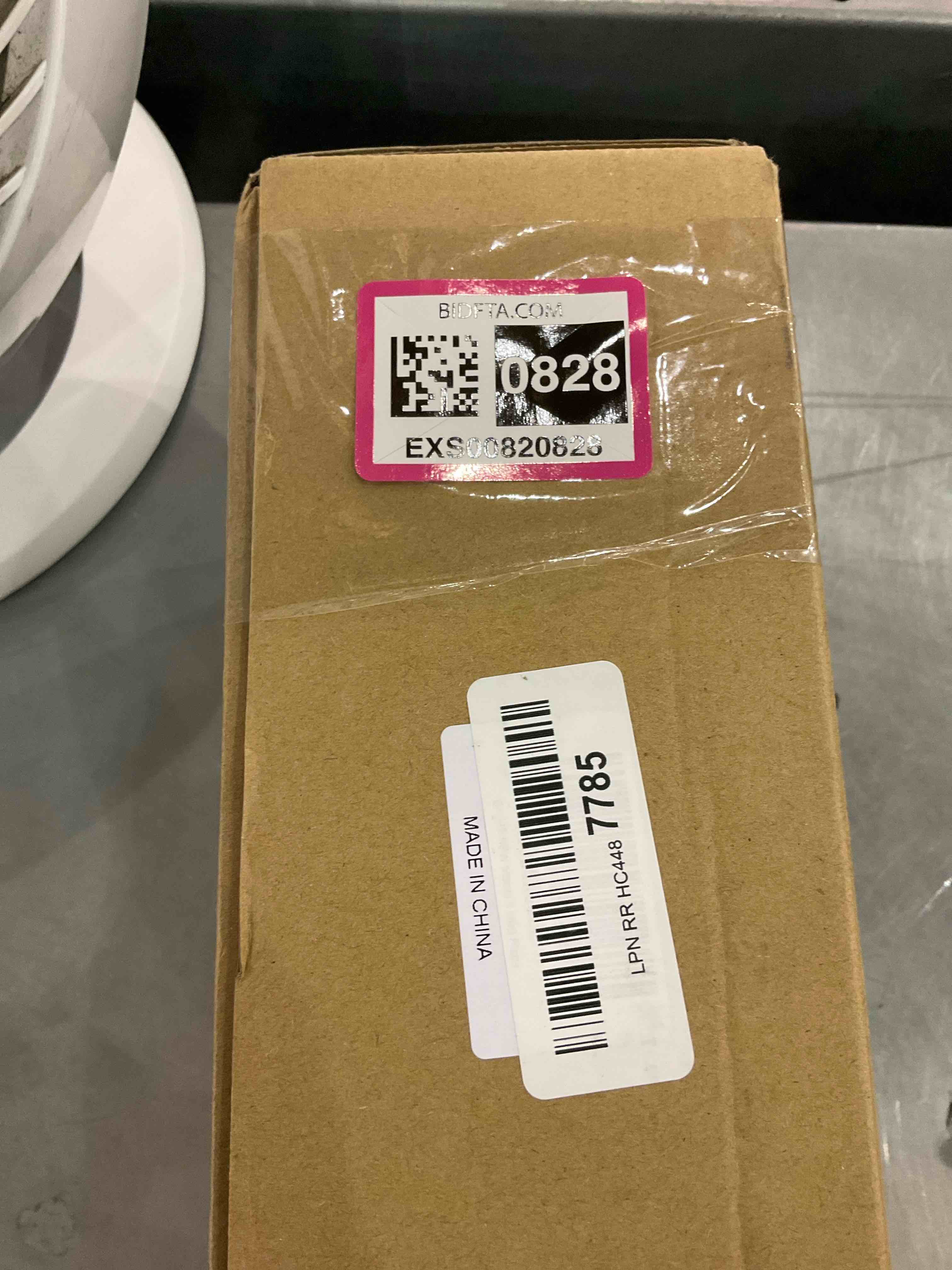 https://s3.amazonaws.com/lotting-images-prod/bidfta/EXS00820828_1699623868111.jpeg