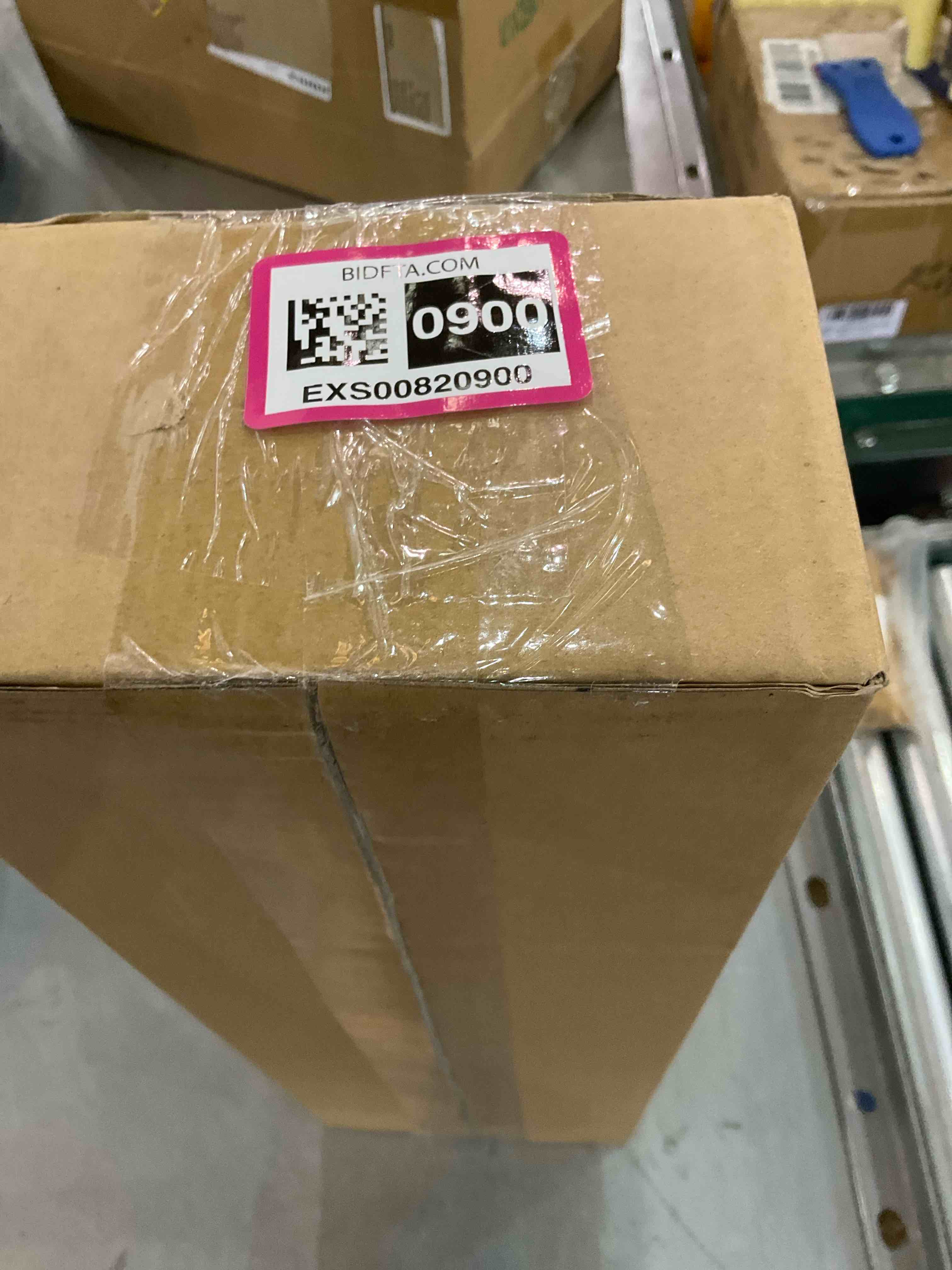 https://s3.amazonaws.com/lotting-images-prod/bidfta/EXS00820900_1699631551756.jpeg