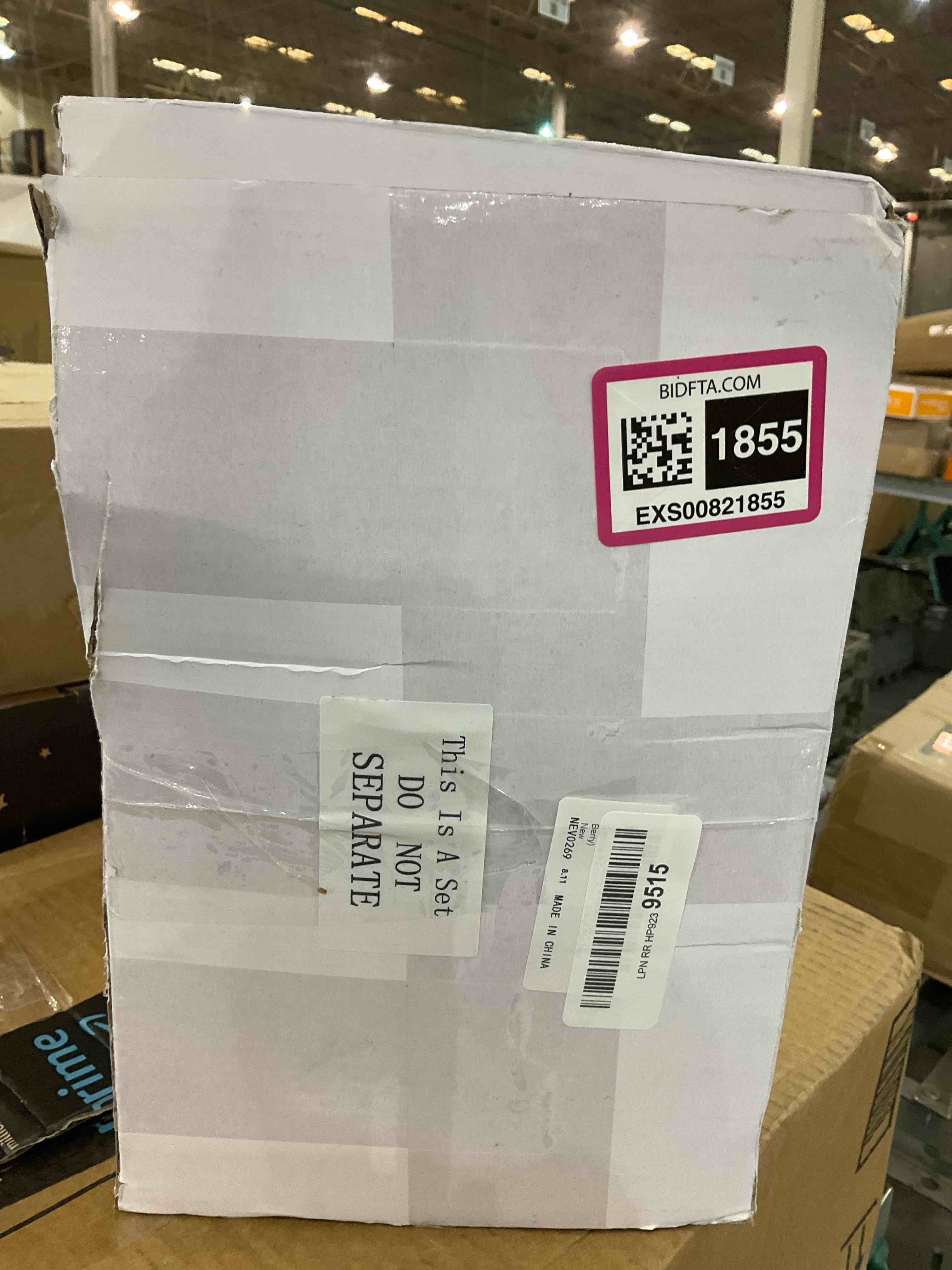 https://s3.amazonaws.com/lotting-images-prod/bidfta/EXS00821855_1704218639357.jpeg