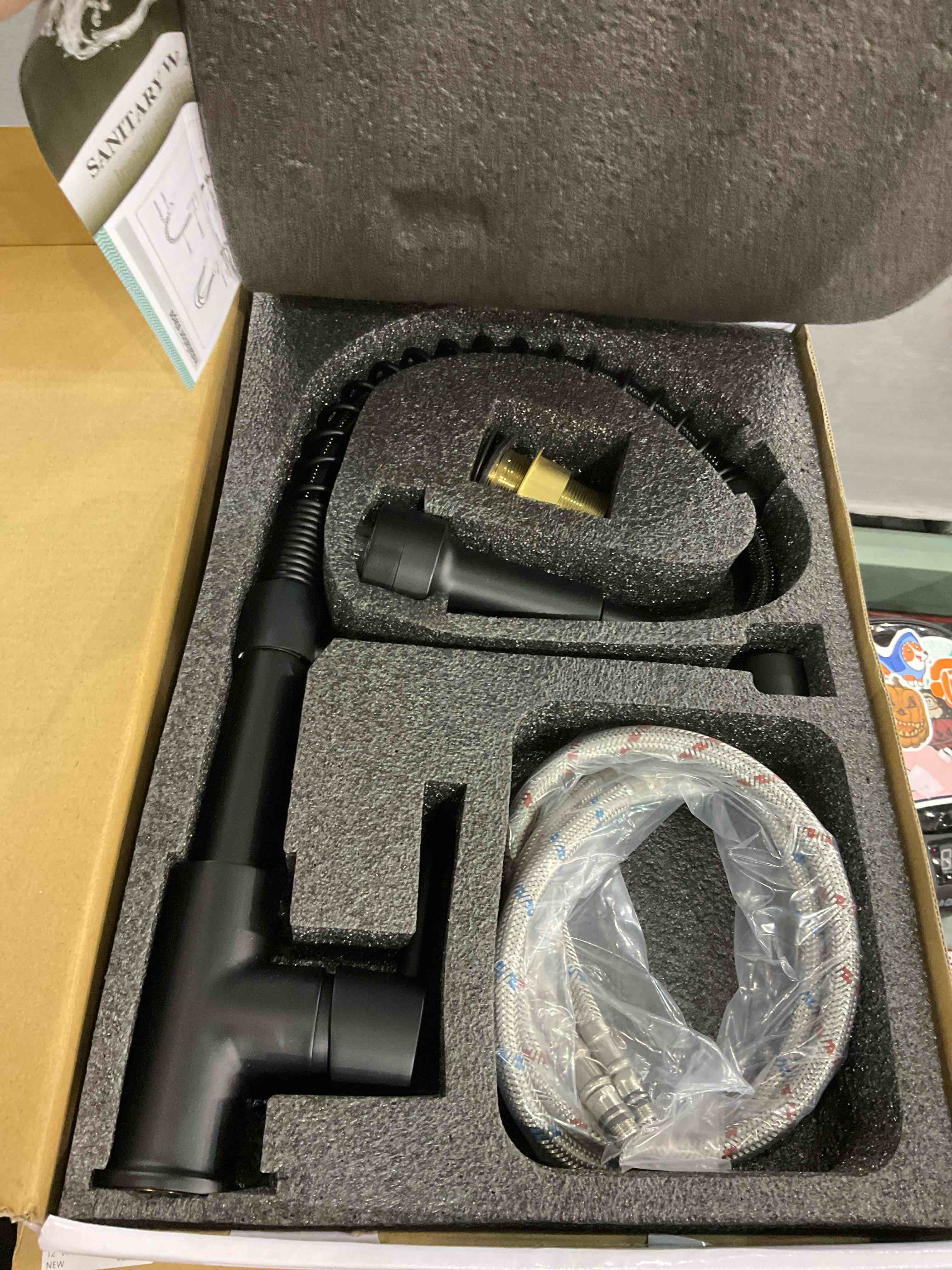https://s3.amazonaws.com/lotting-images-prod/bidfta/EXS00823007_1700138195435.jpeg
