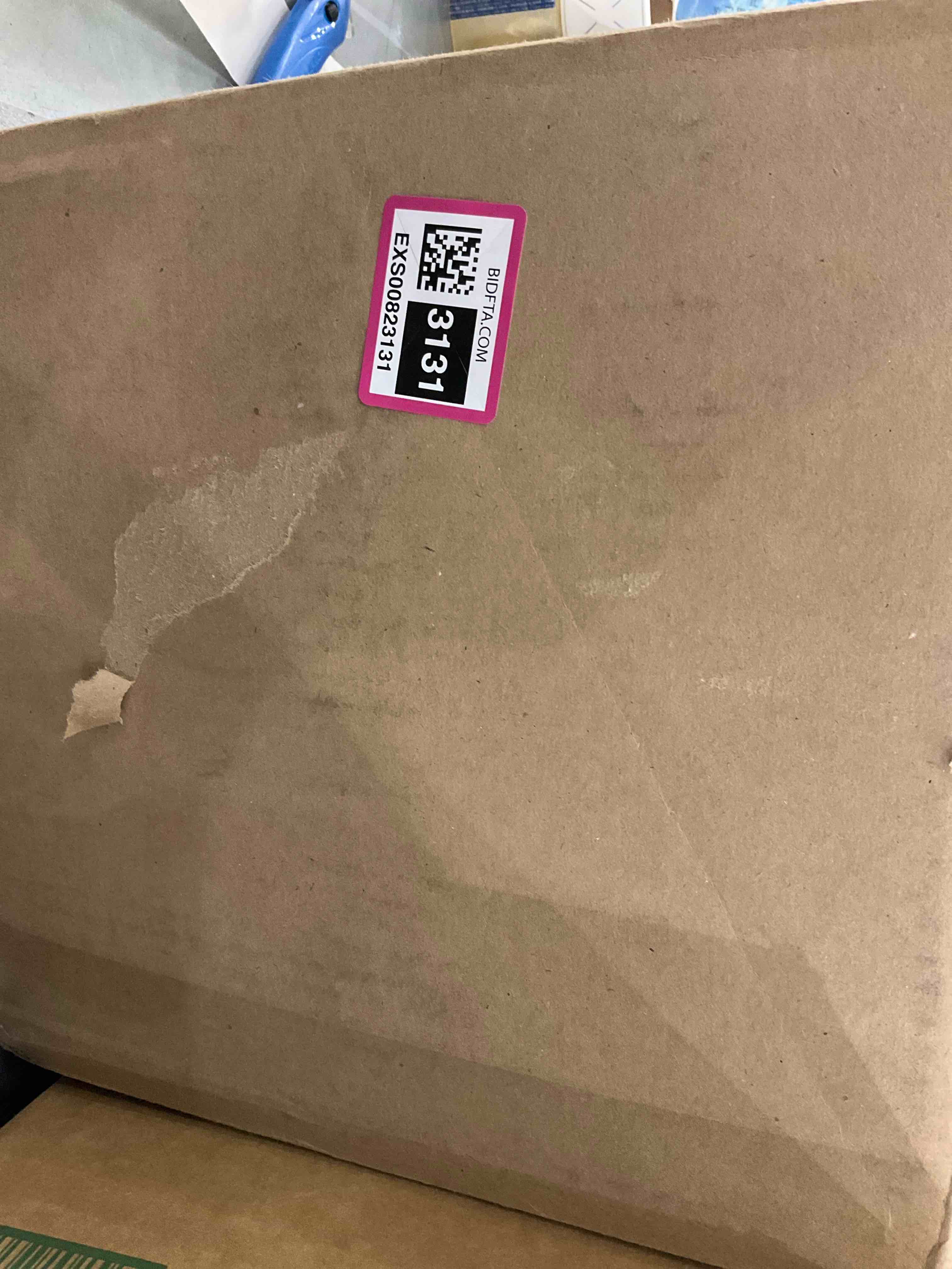https://s3.amazonaws.com/lotting-images-prod/bidfta/EXS00823131_1700156618949.jpeg
